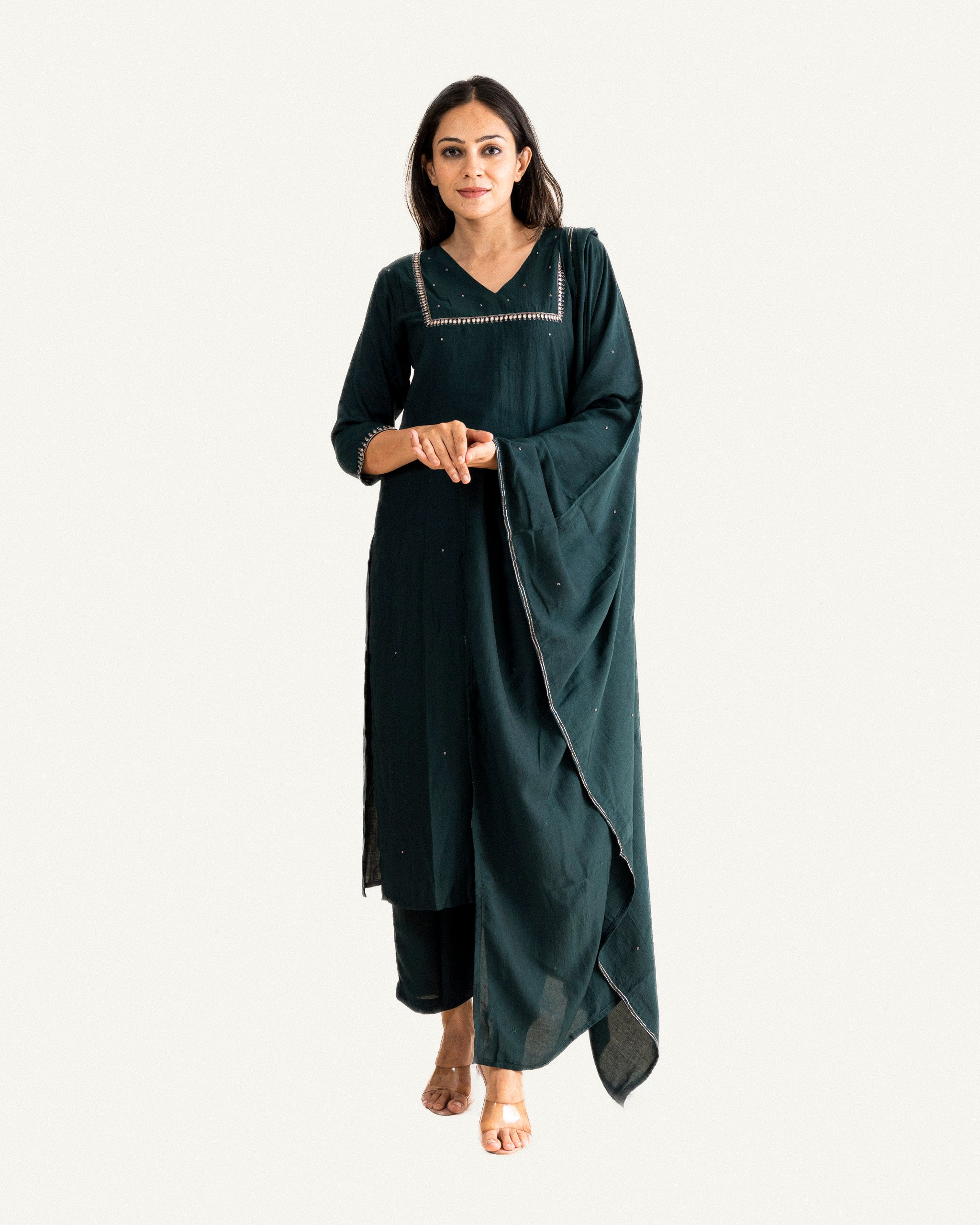 bagh β kurta, pants & dupatta