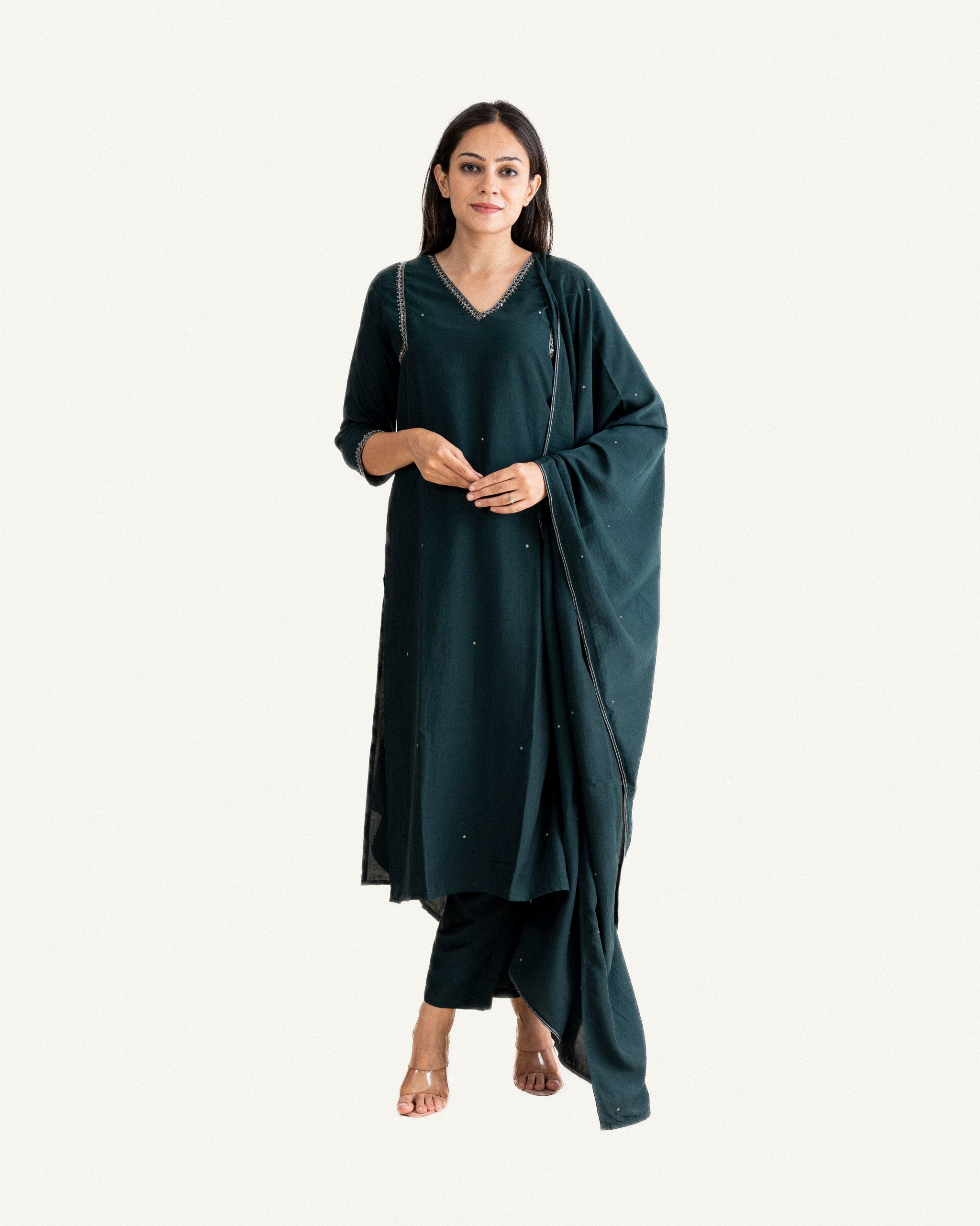 kasak β kurta, pants & dupatta