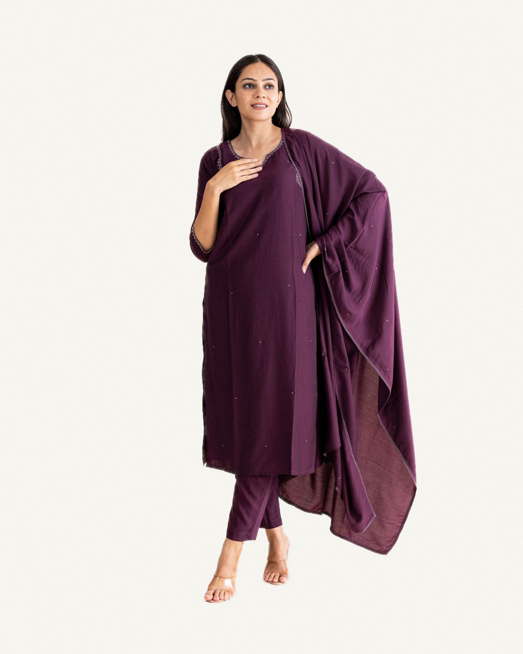 yami β kurta, pants & dupatta