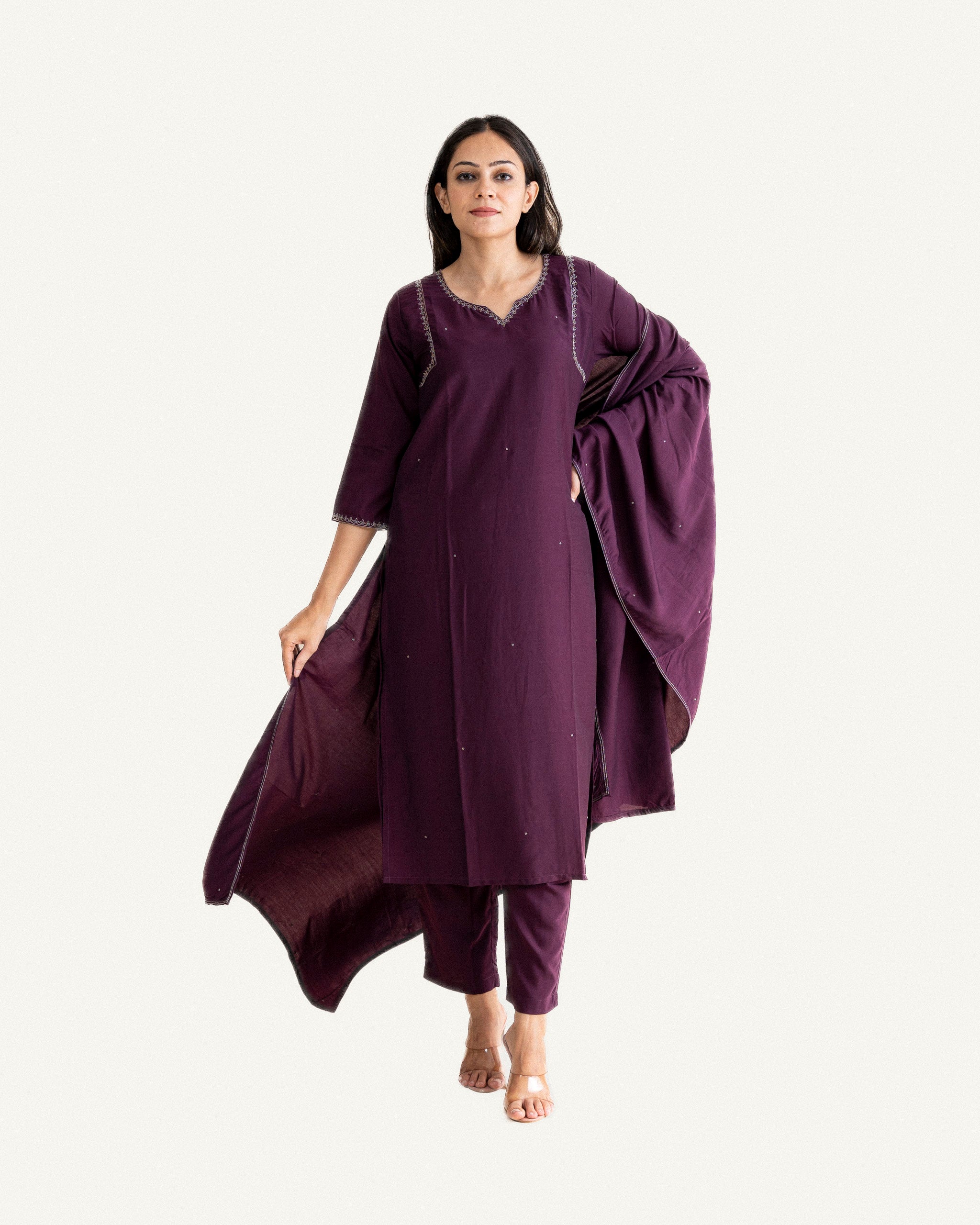 yami β kurta, pants & dupatta