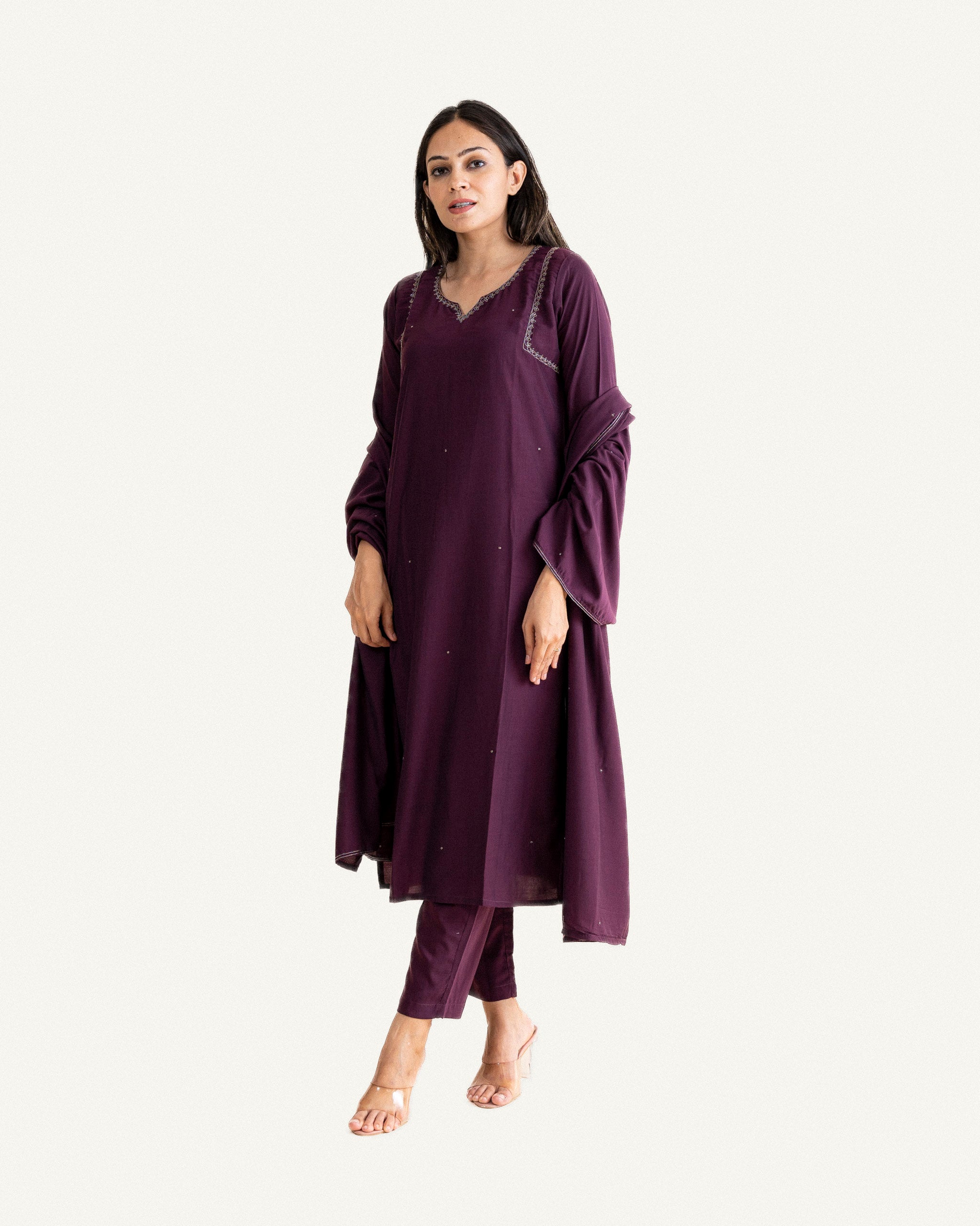 yami β kurta, pants & dupatta