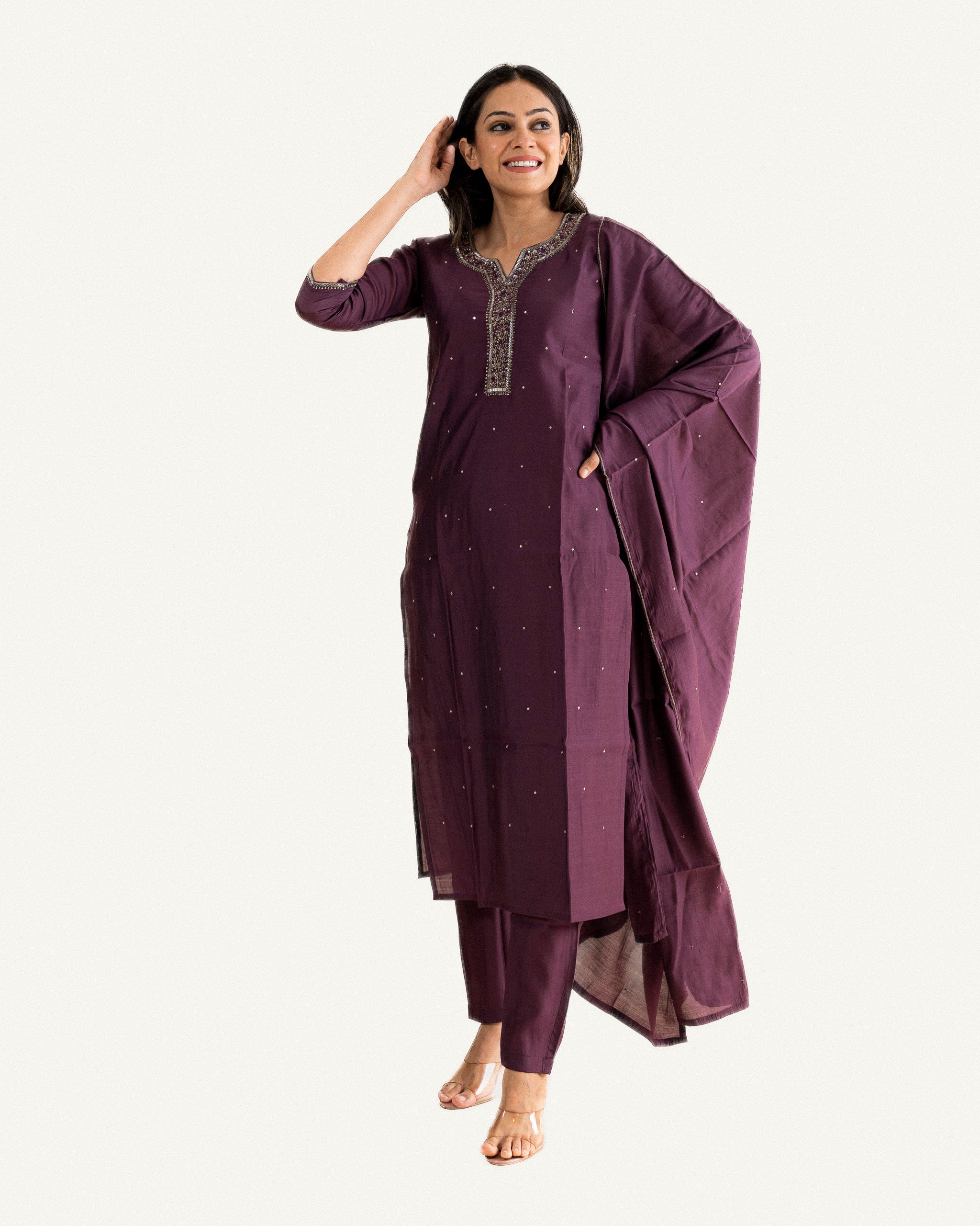 ira β kurta, pants & dupatta