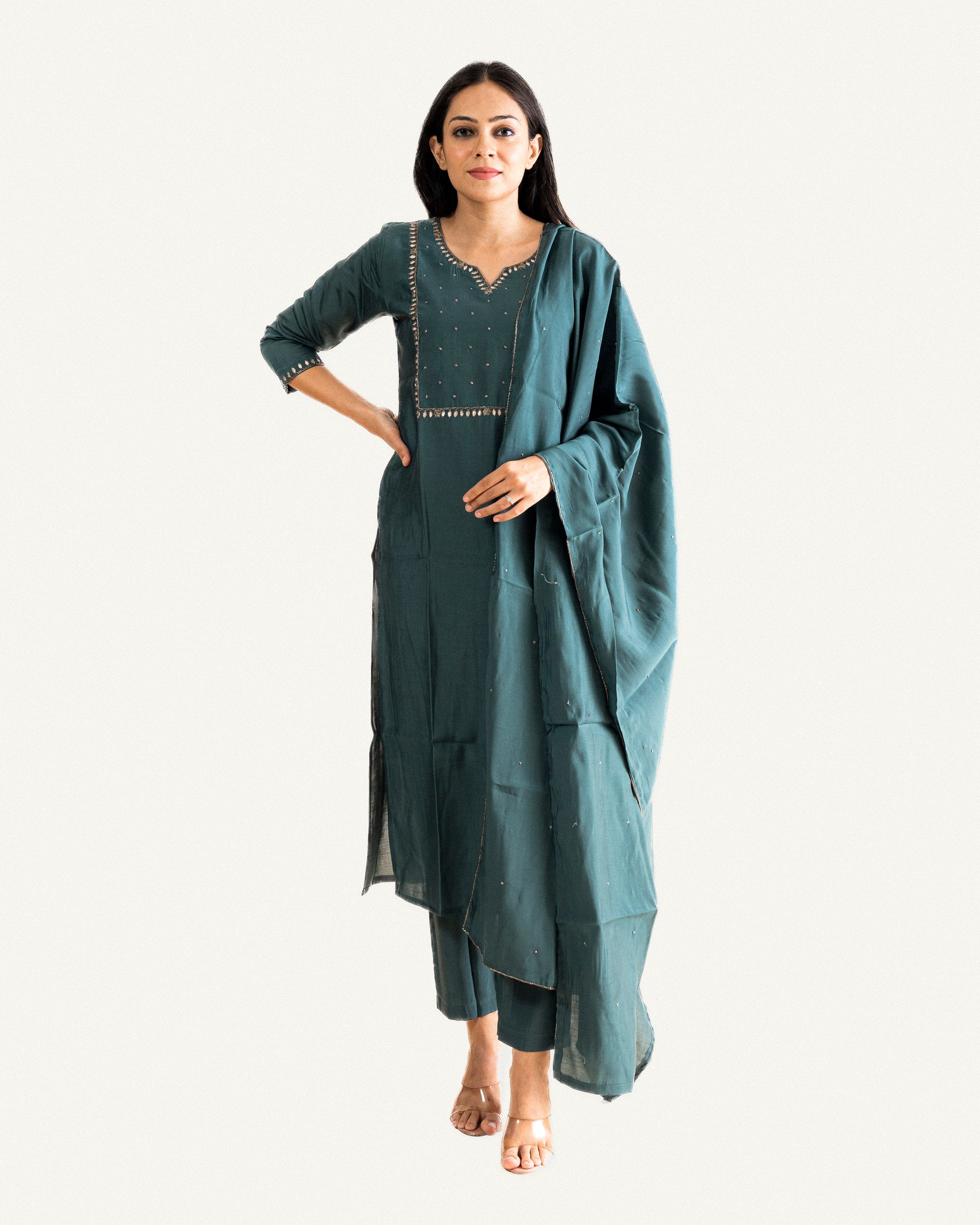 nikashi β kurta, pants & dupatta