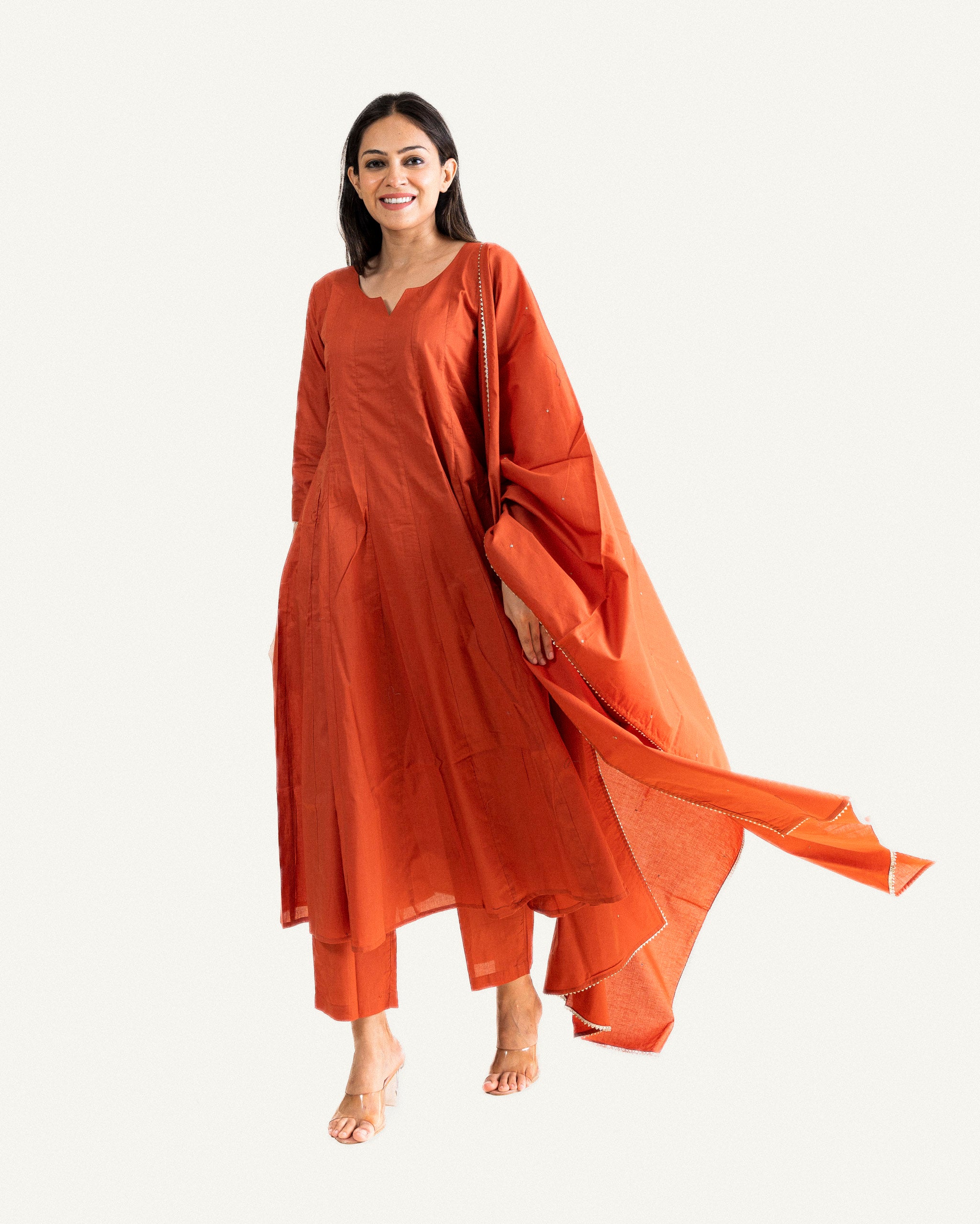 raabta β kurta, pants & dupatta
