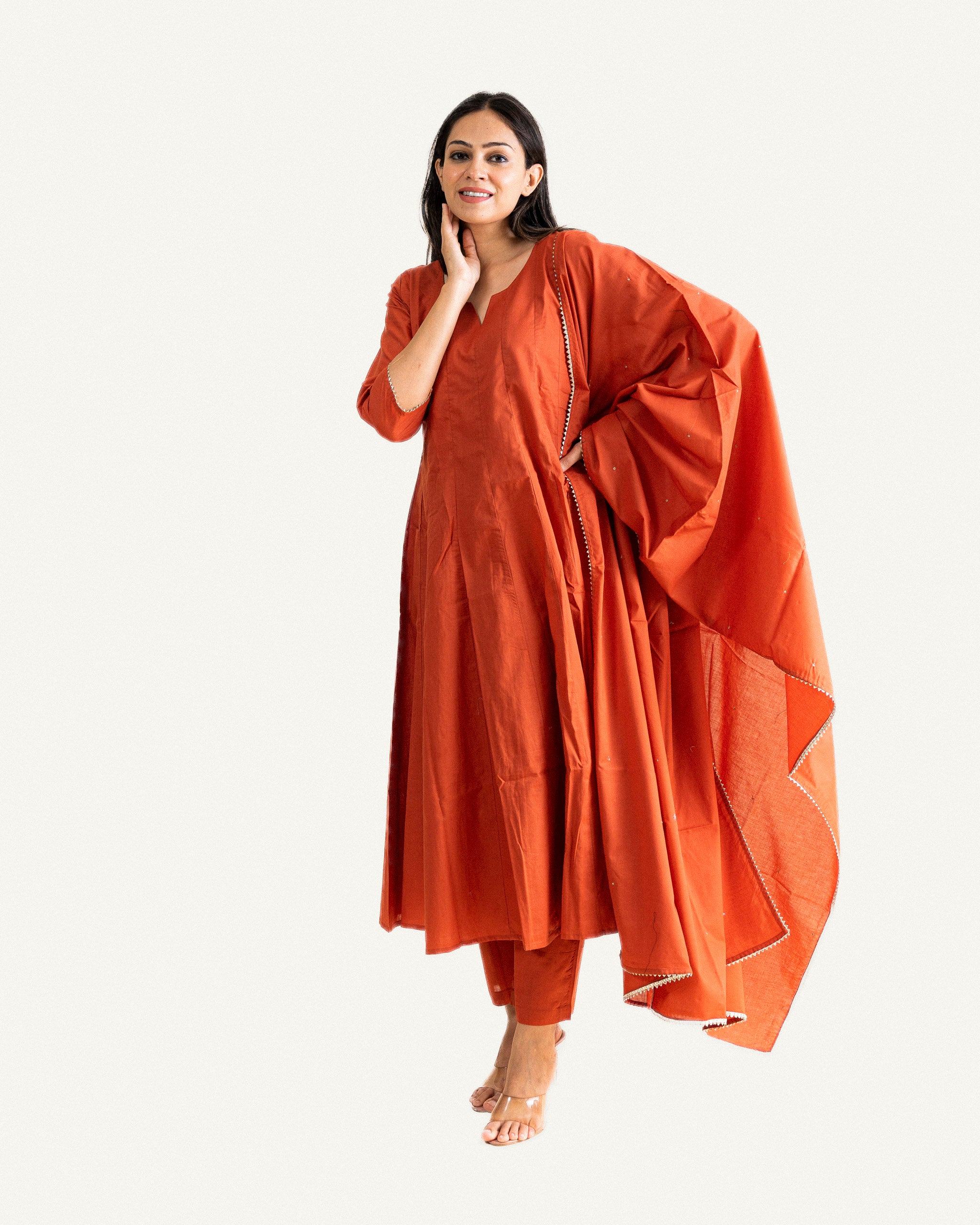 raabta β kurta, pants & dupatta