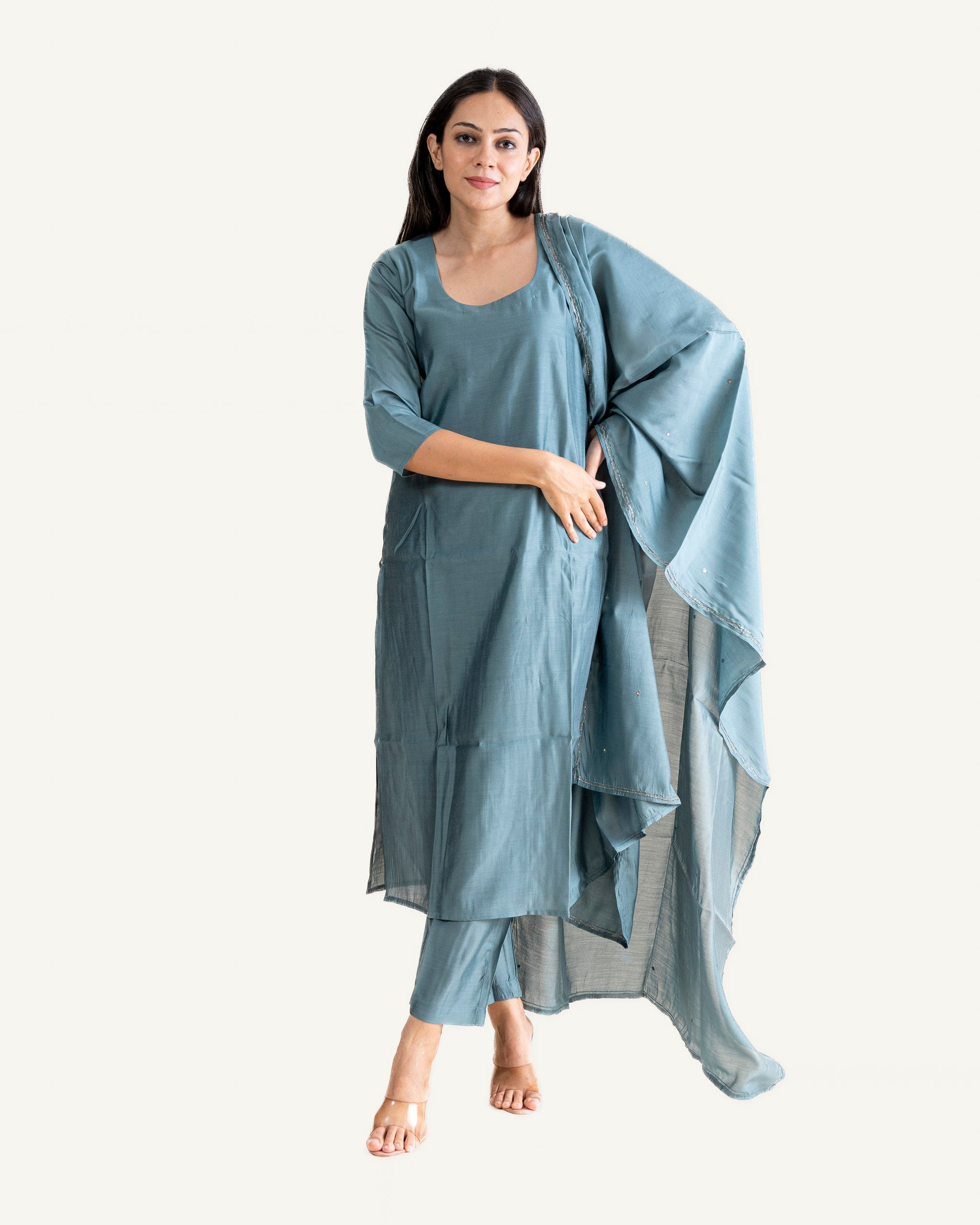 ishrat β kurta, pants & dupatta