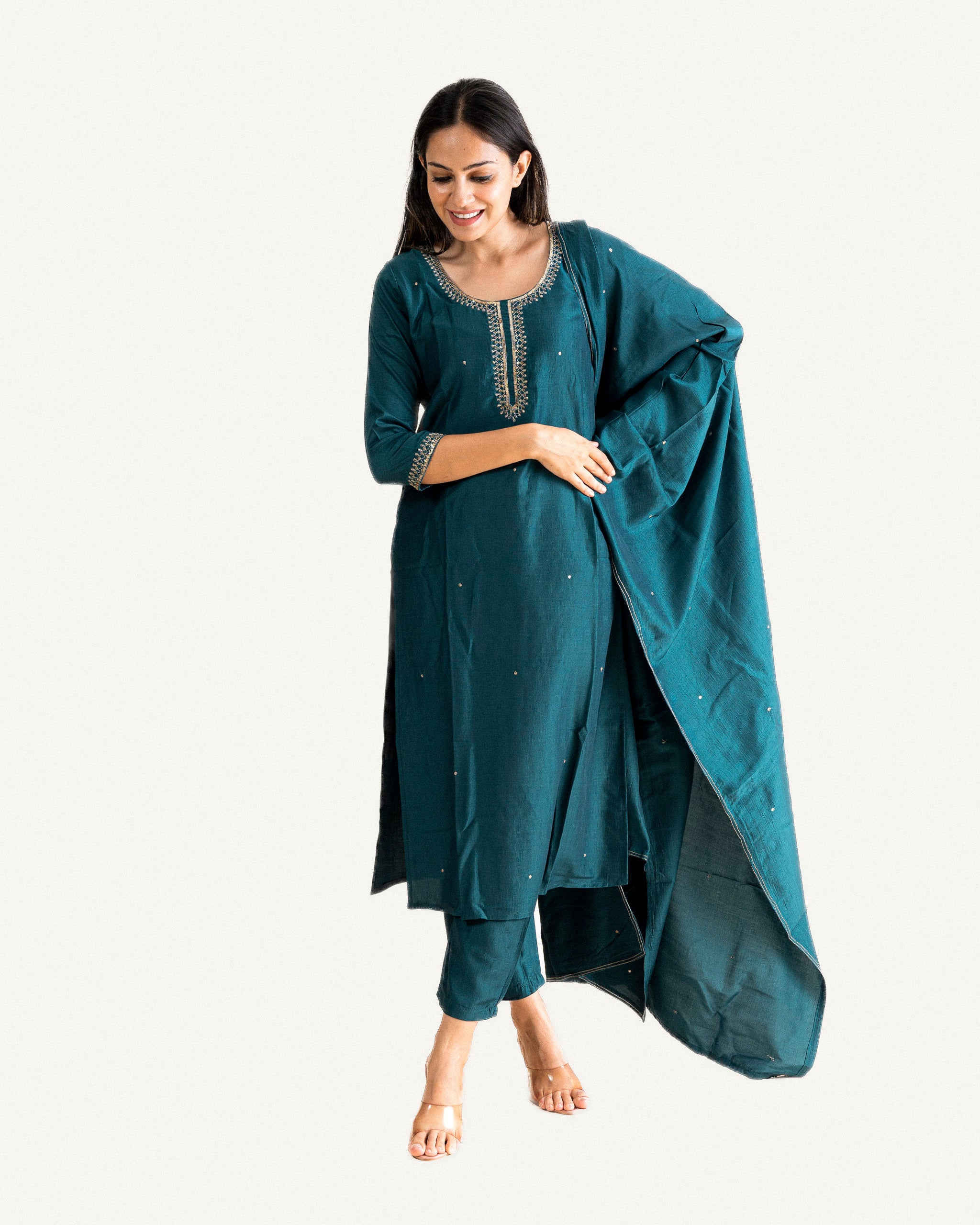 radha β kurta, pants & dupatta