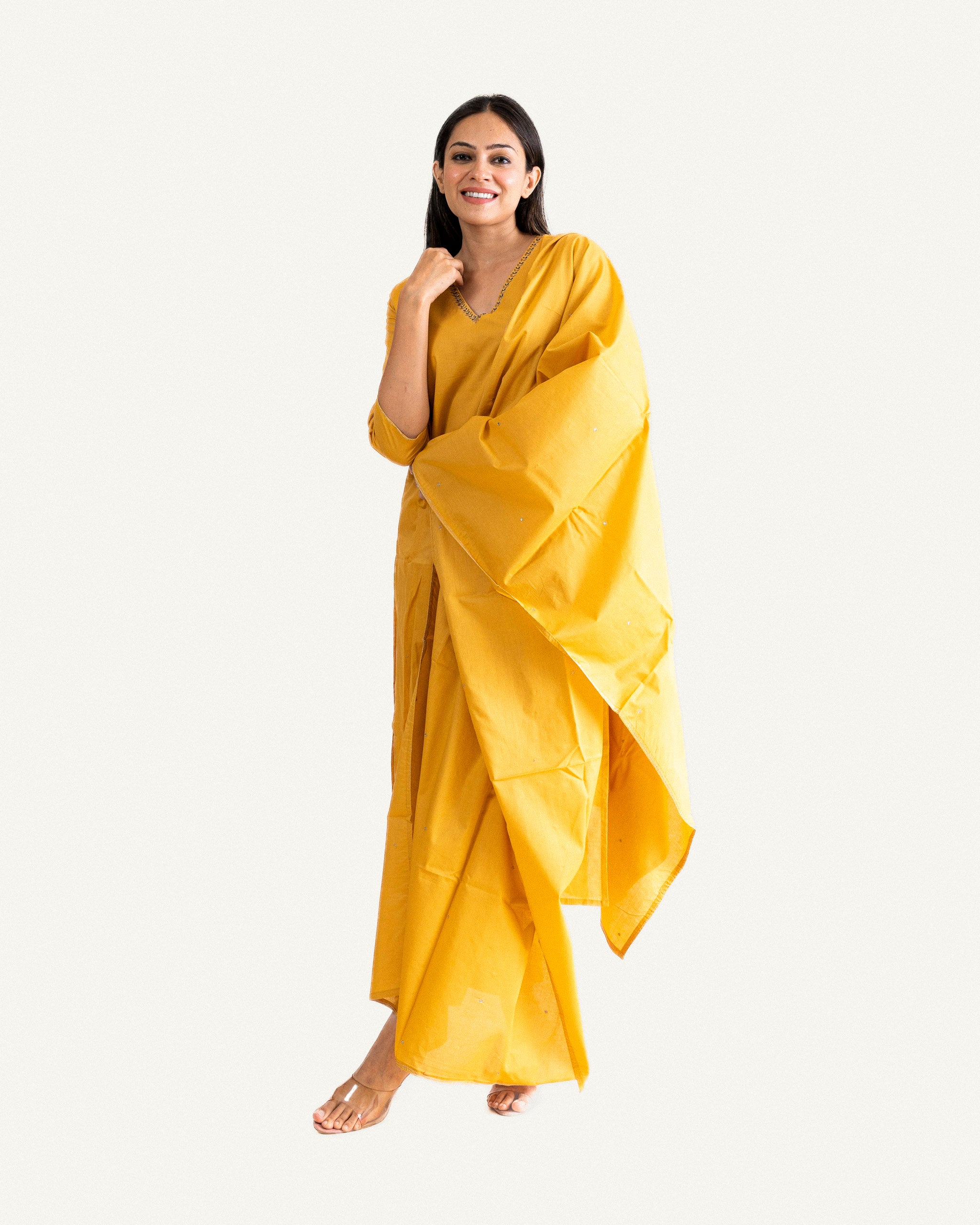 mirza β kurta, pants & dupatta