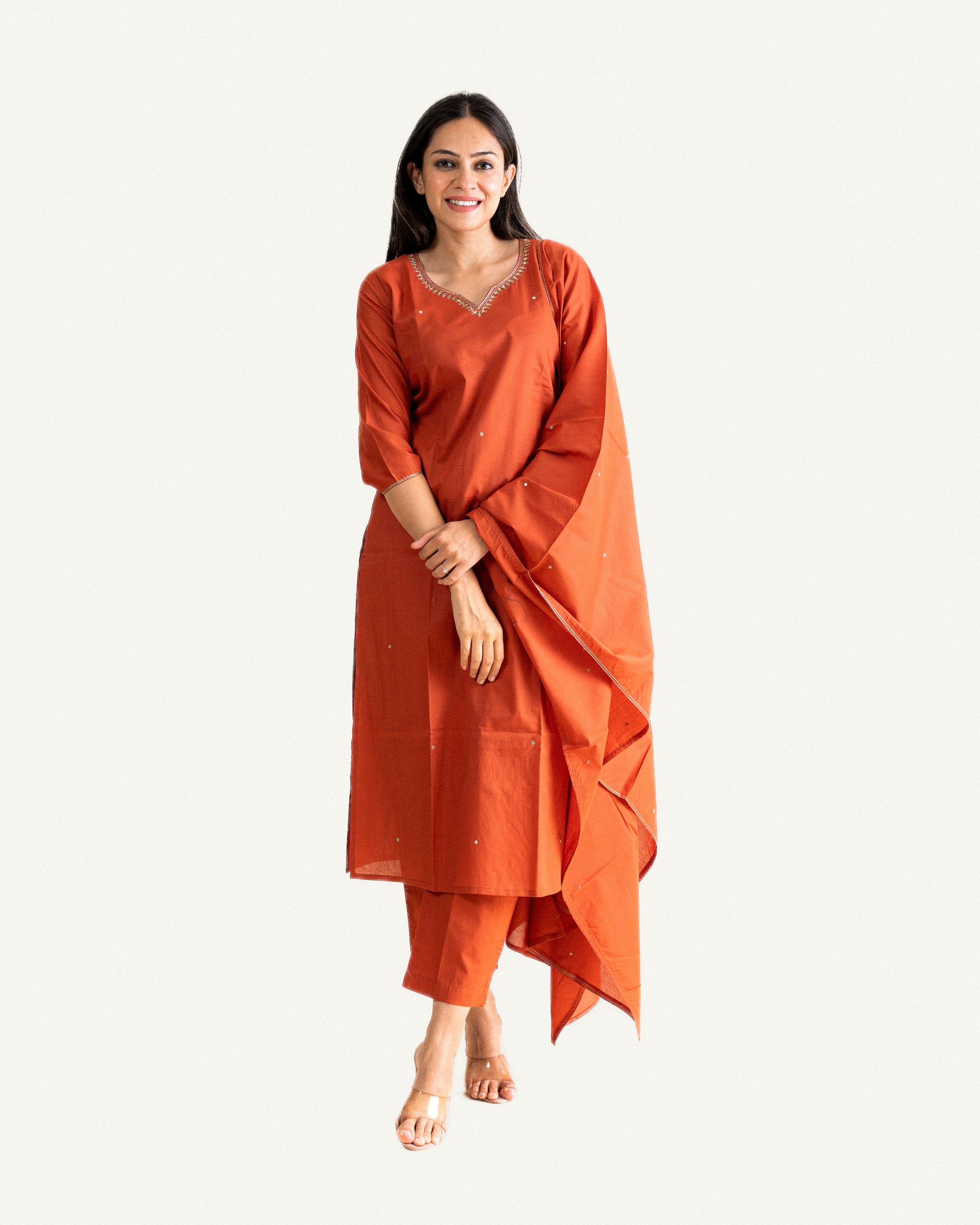 kasturi β kurta, pants & dupatta