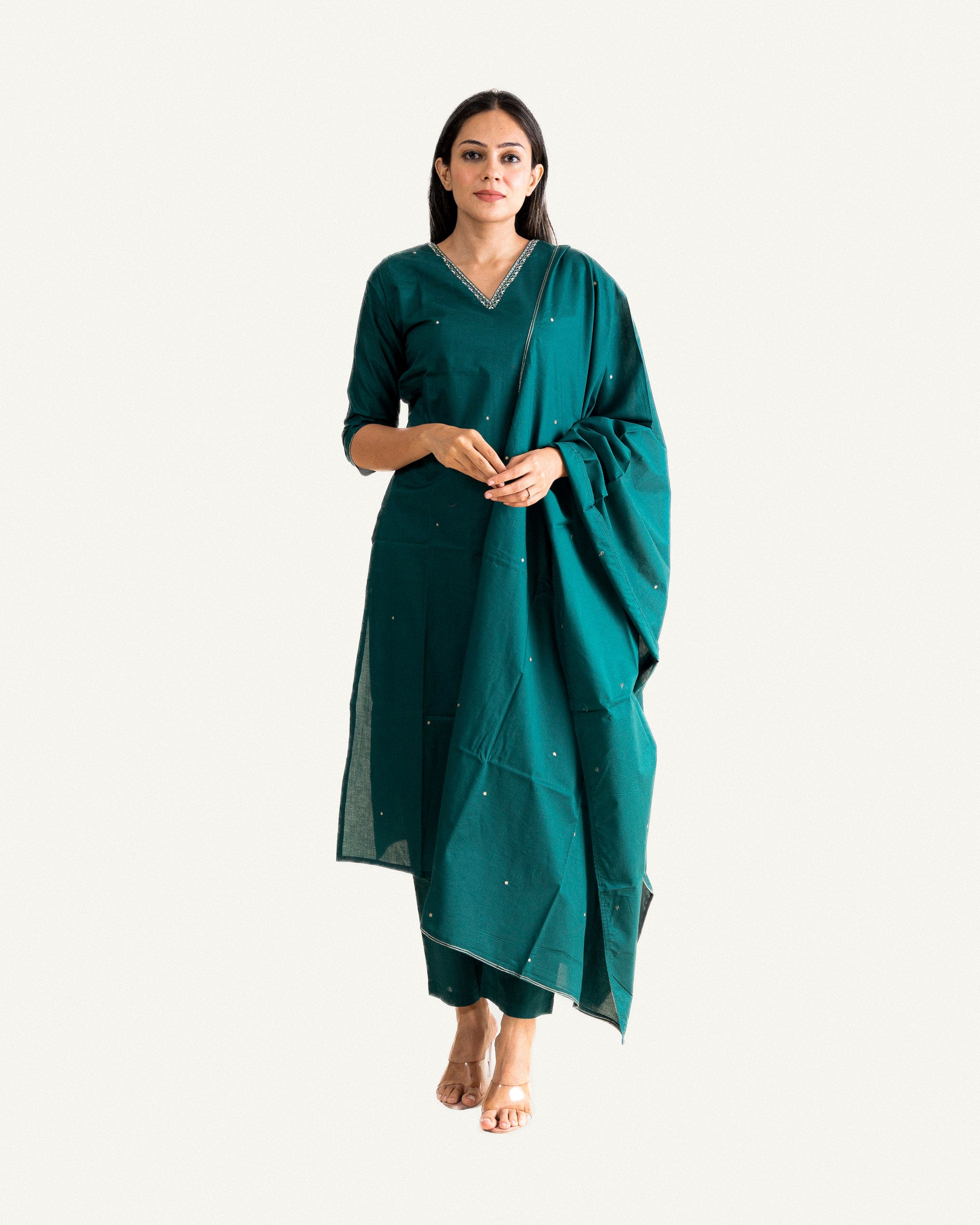 naaz β kurta, pants & dupatta