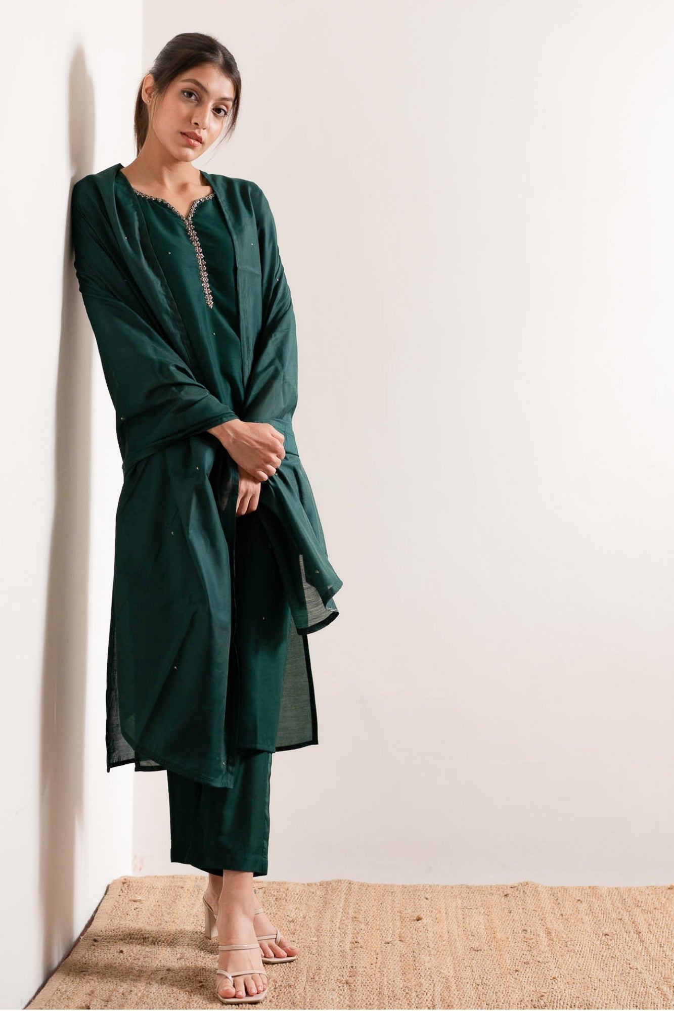 rooh β kurta, pants & dupatta