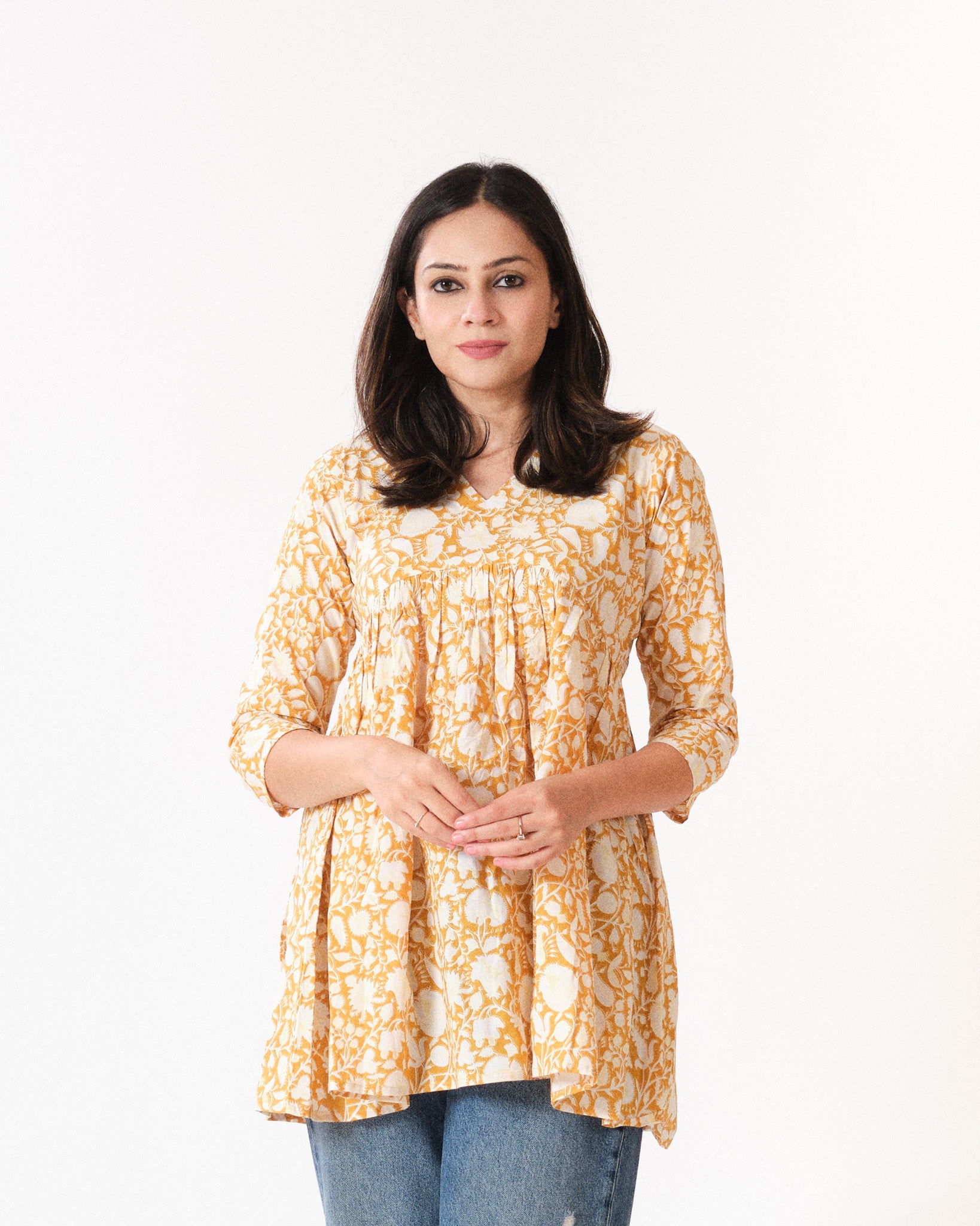 janan — short top