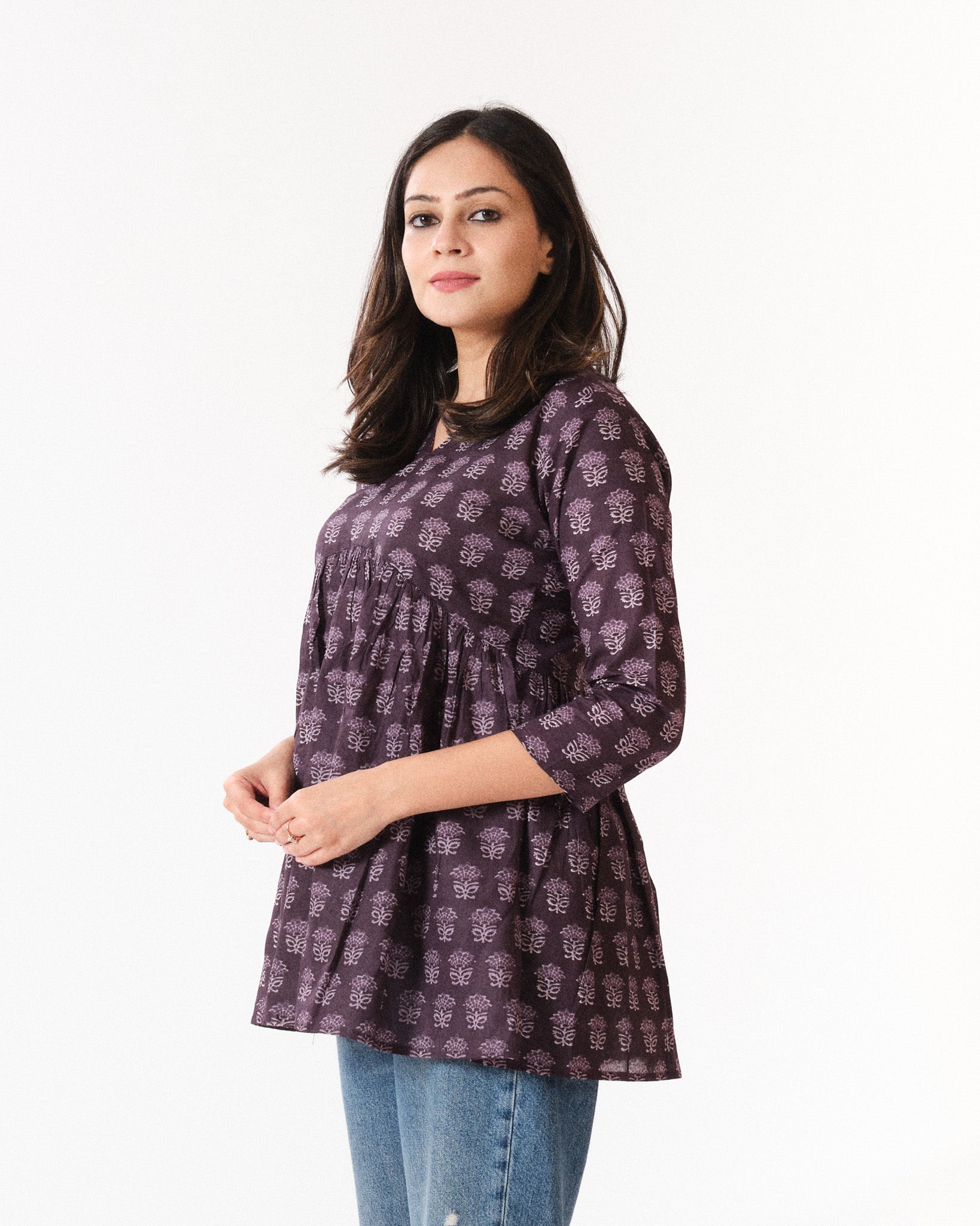 mahira β short top