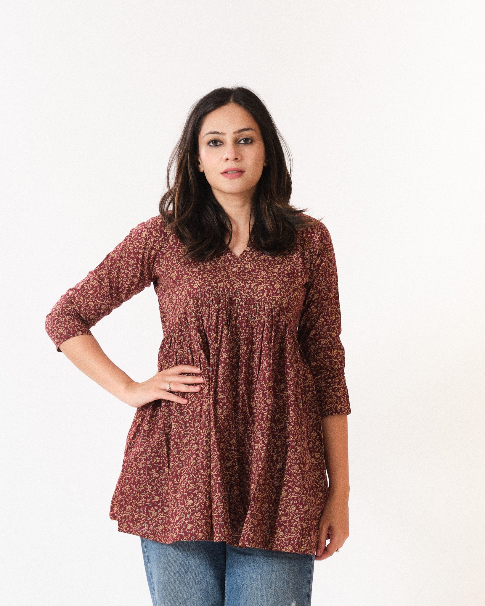 januja — short top