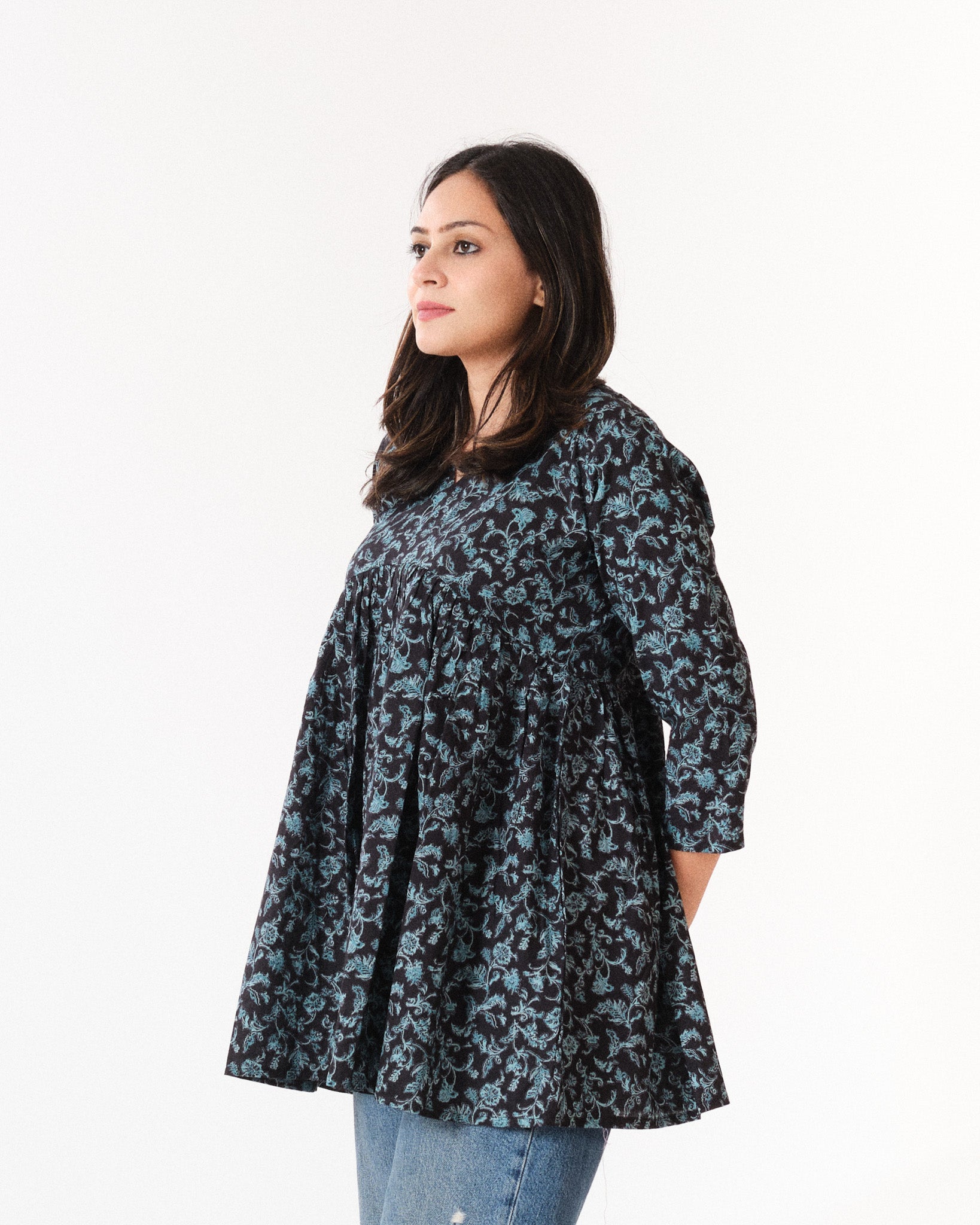 vidhi β short top