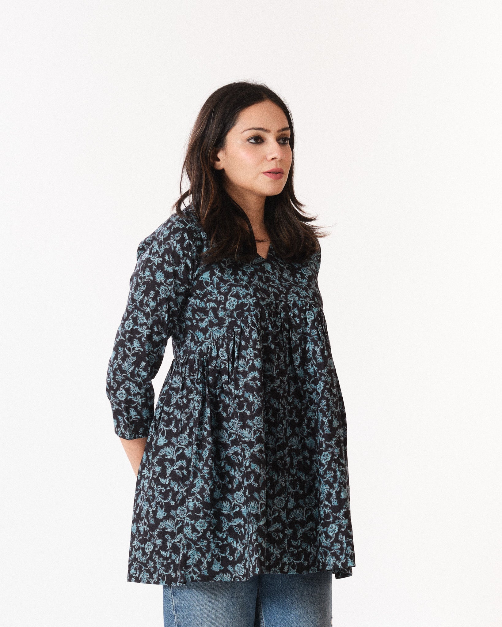 vidhi β short top