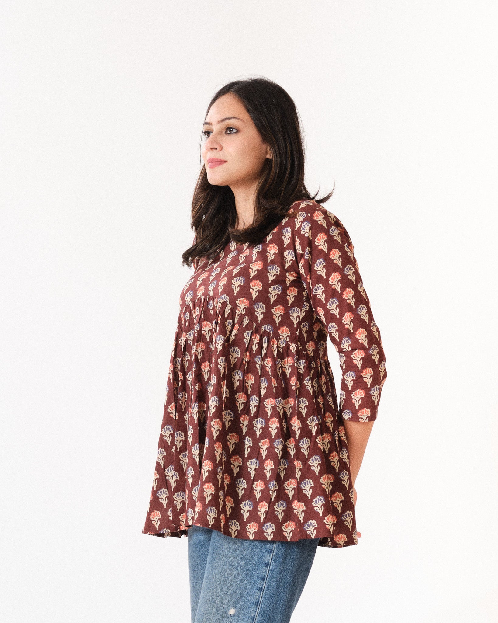 nidhi β short top