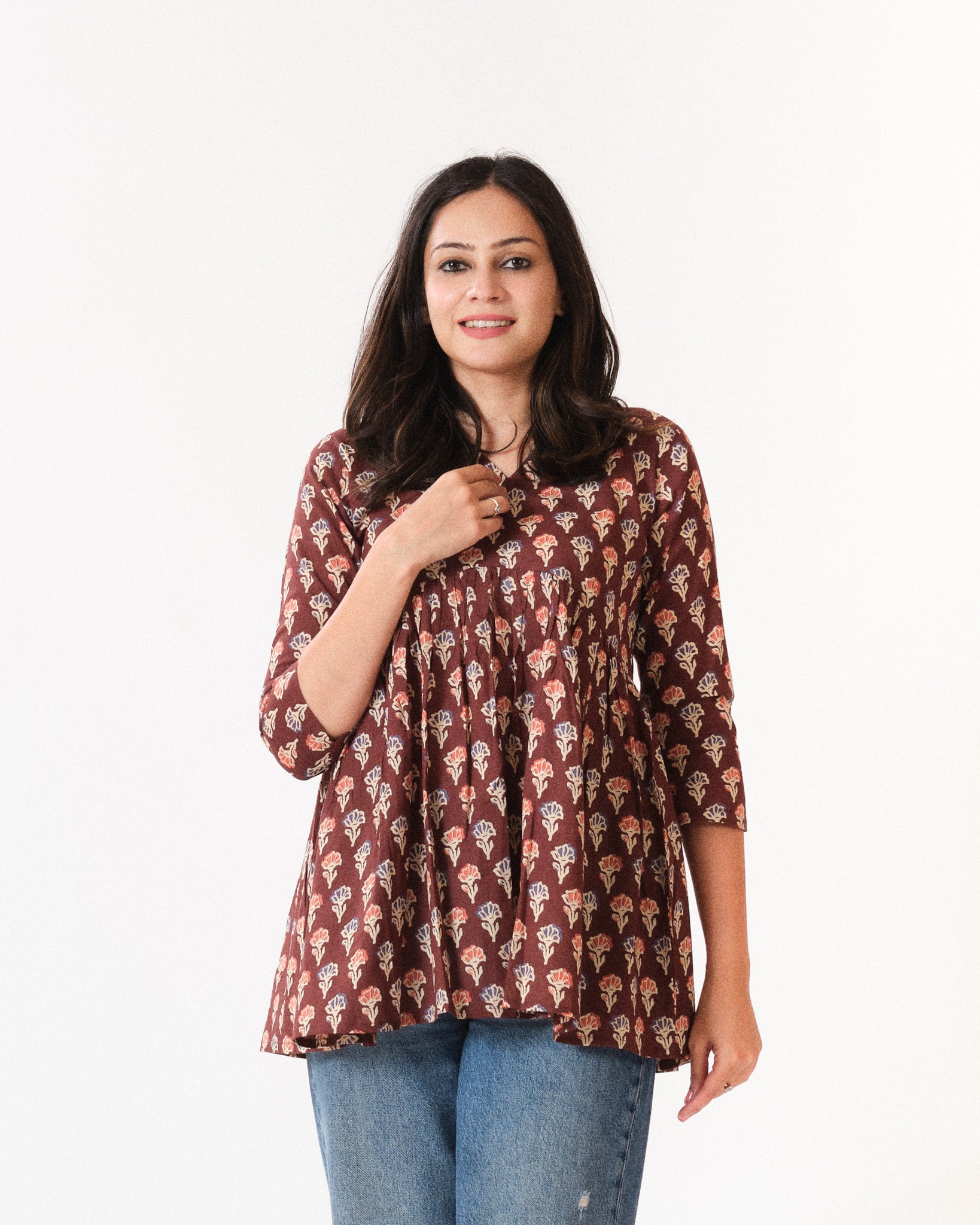 nidhi β short top