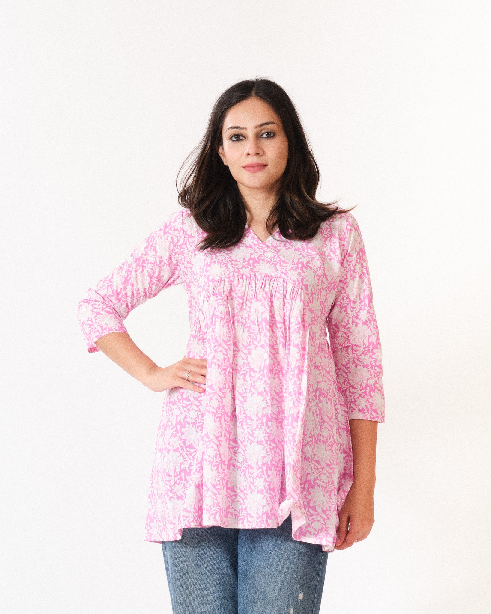 sarika — short top