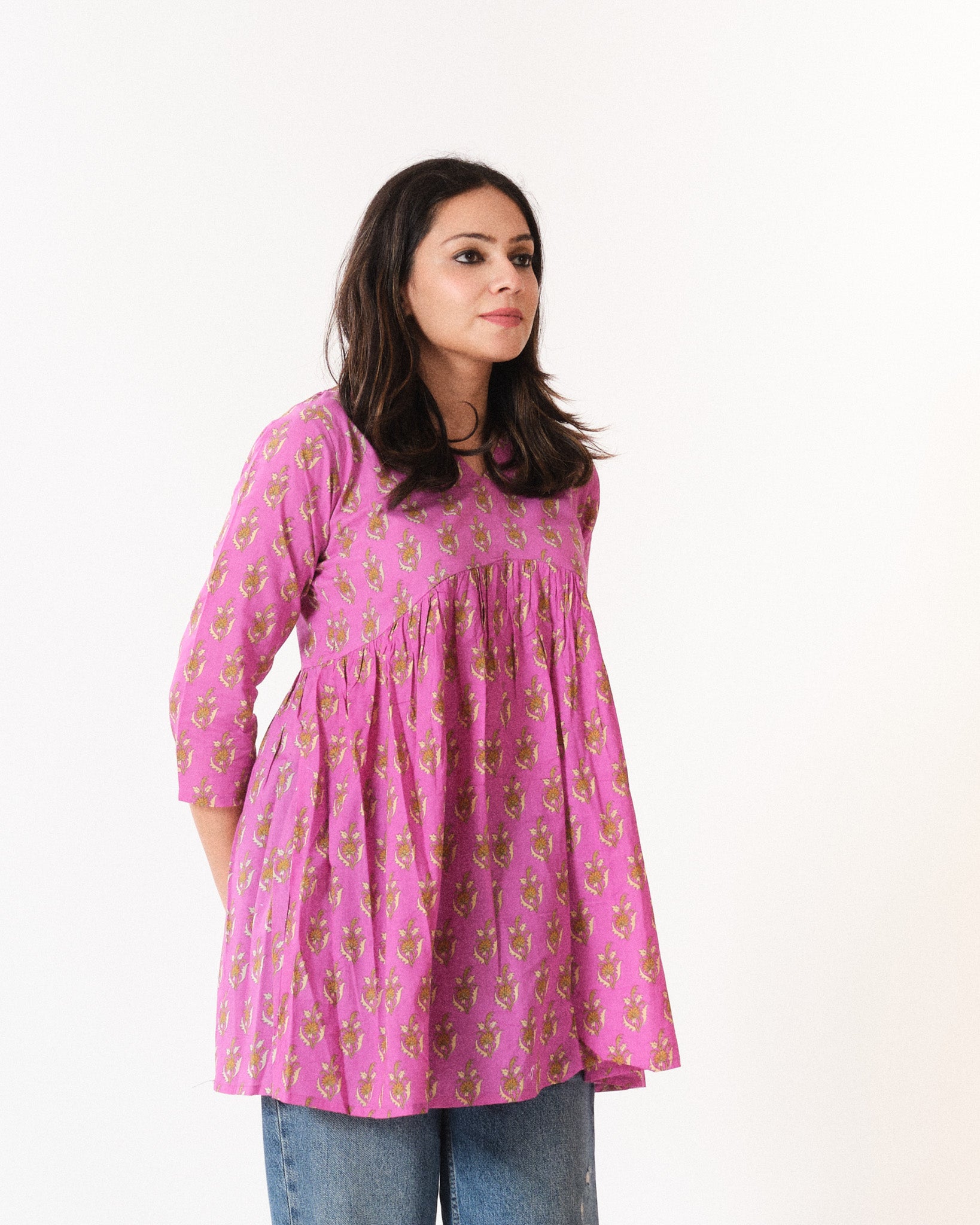 aashvi β short top