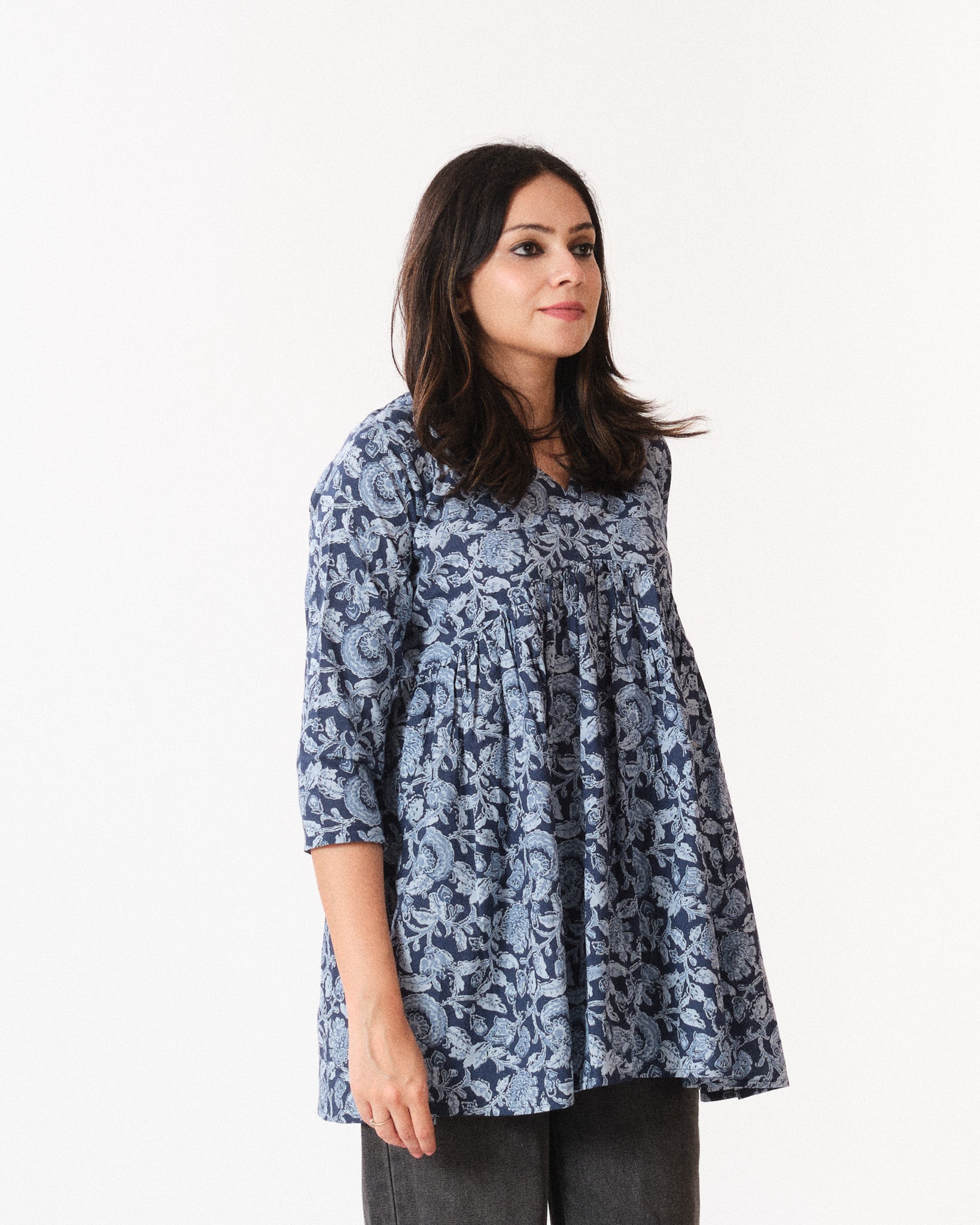 savya β short top
