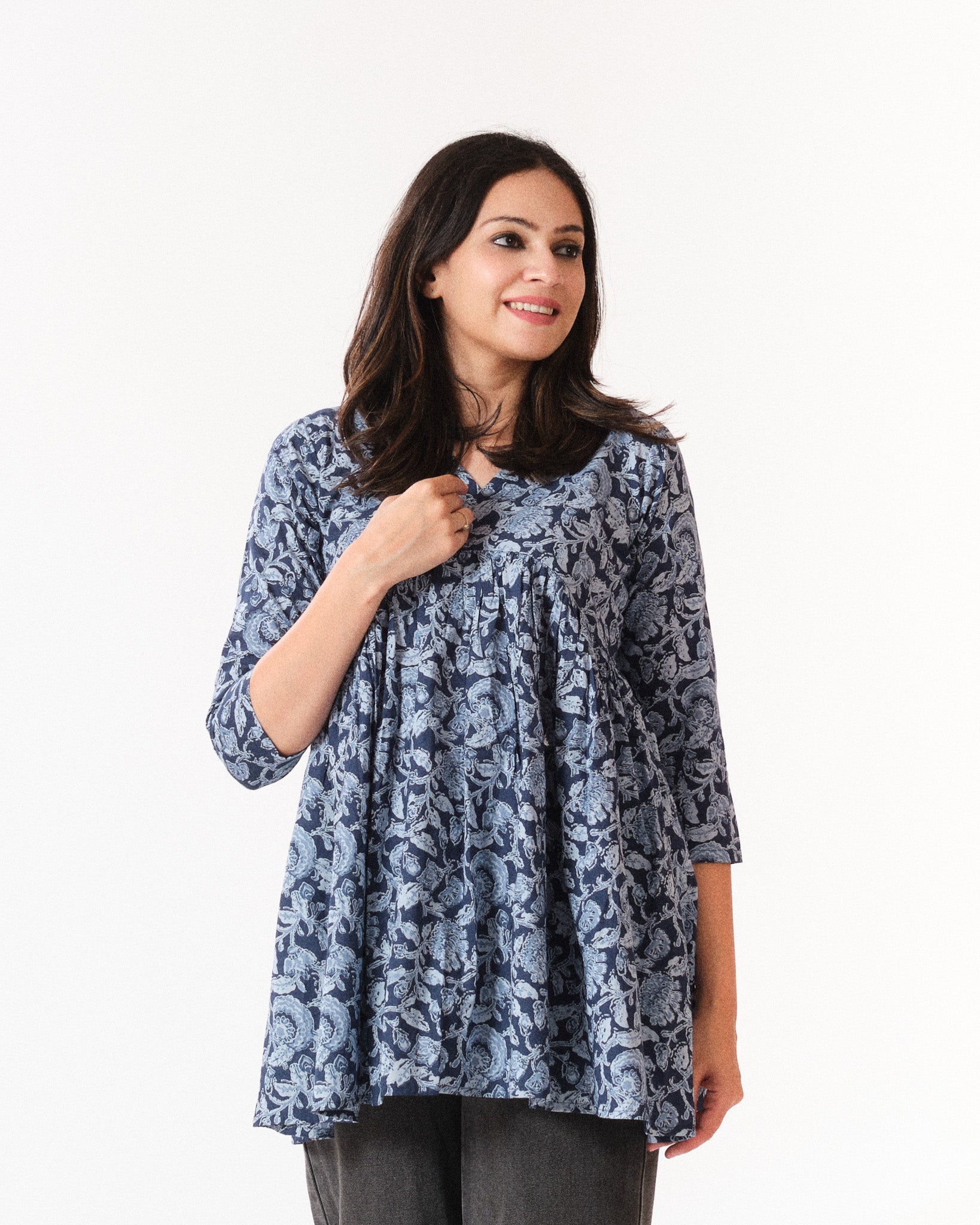 savya β short top