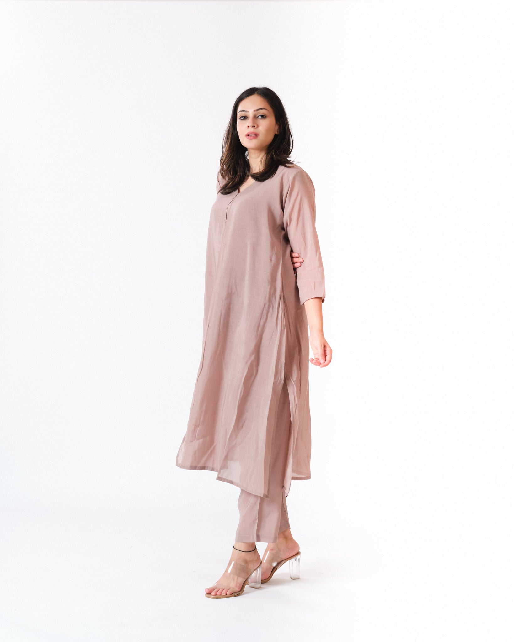 suchi β kurta & pants