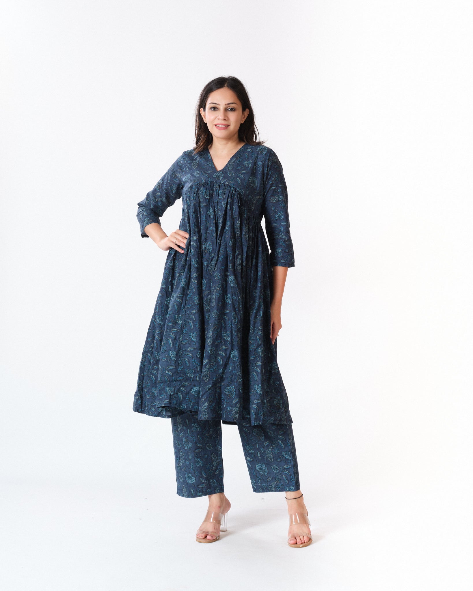 tarani β kurta & pants