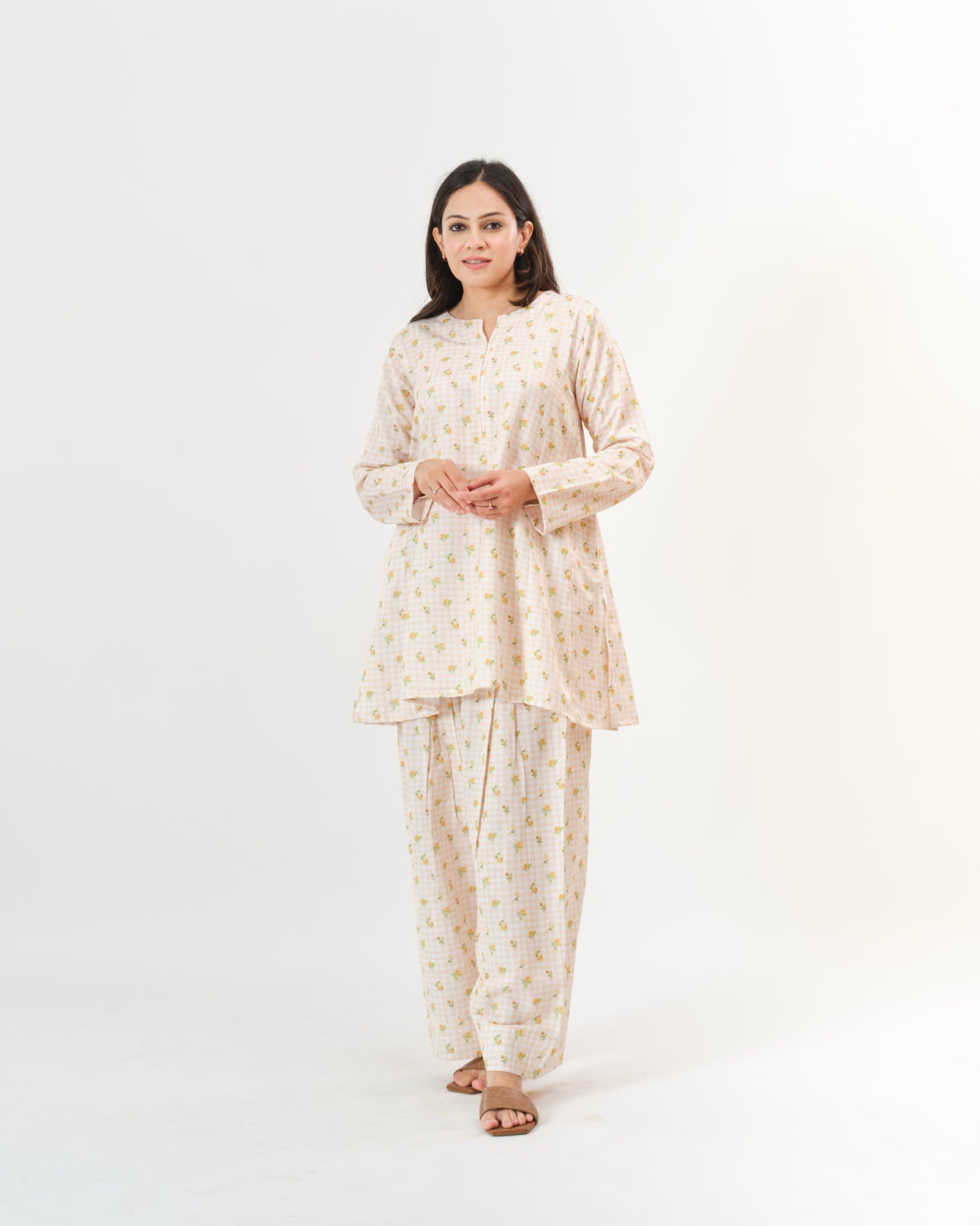 bina β kurta & pants