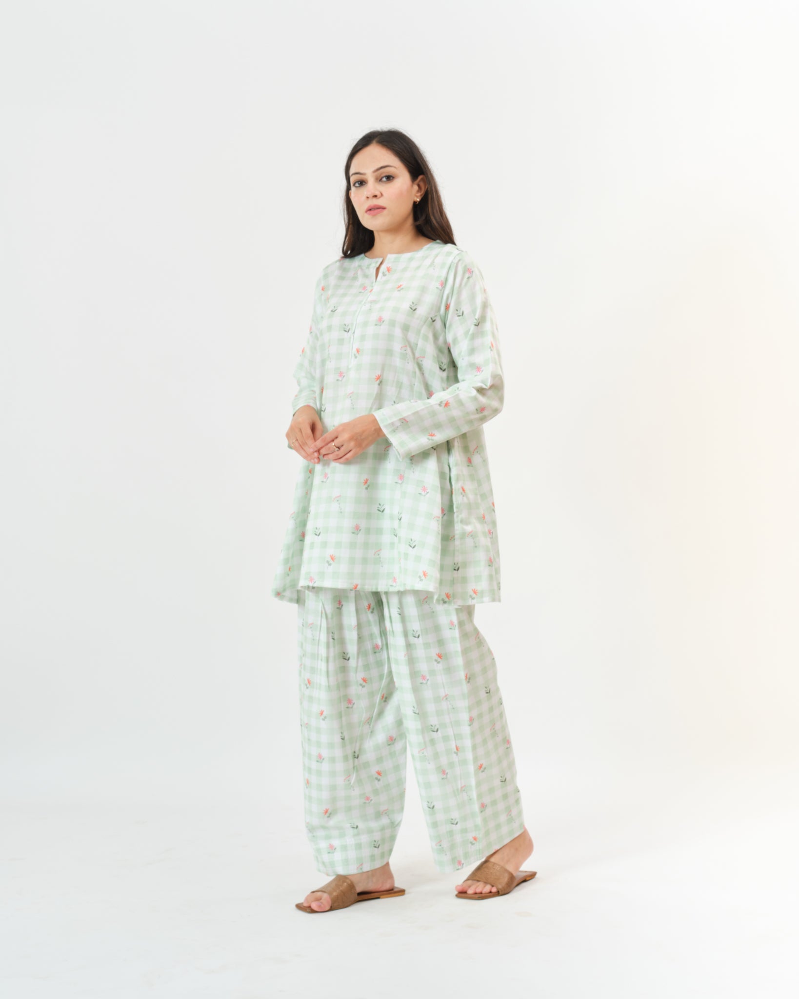 sahar β kurta & pants