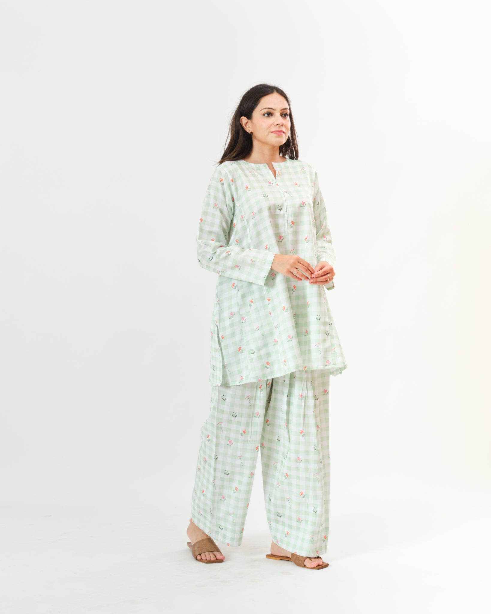 sahar β kurta & pants