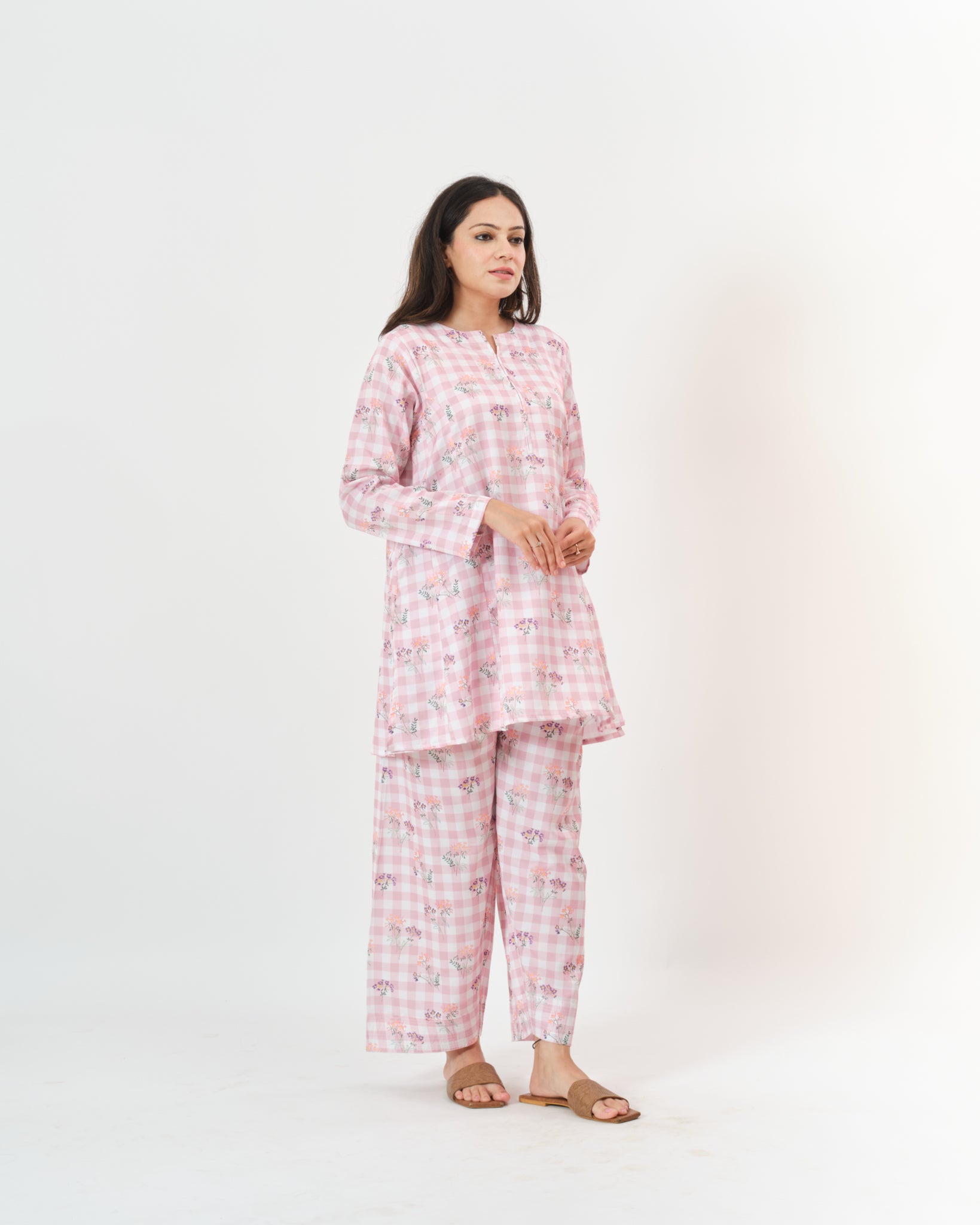 chakori β kurta & pants