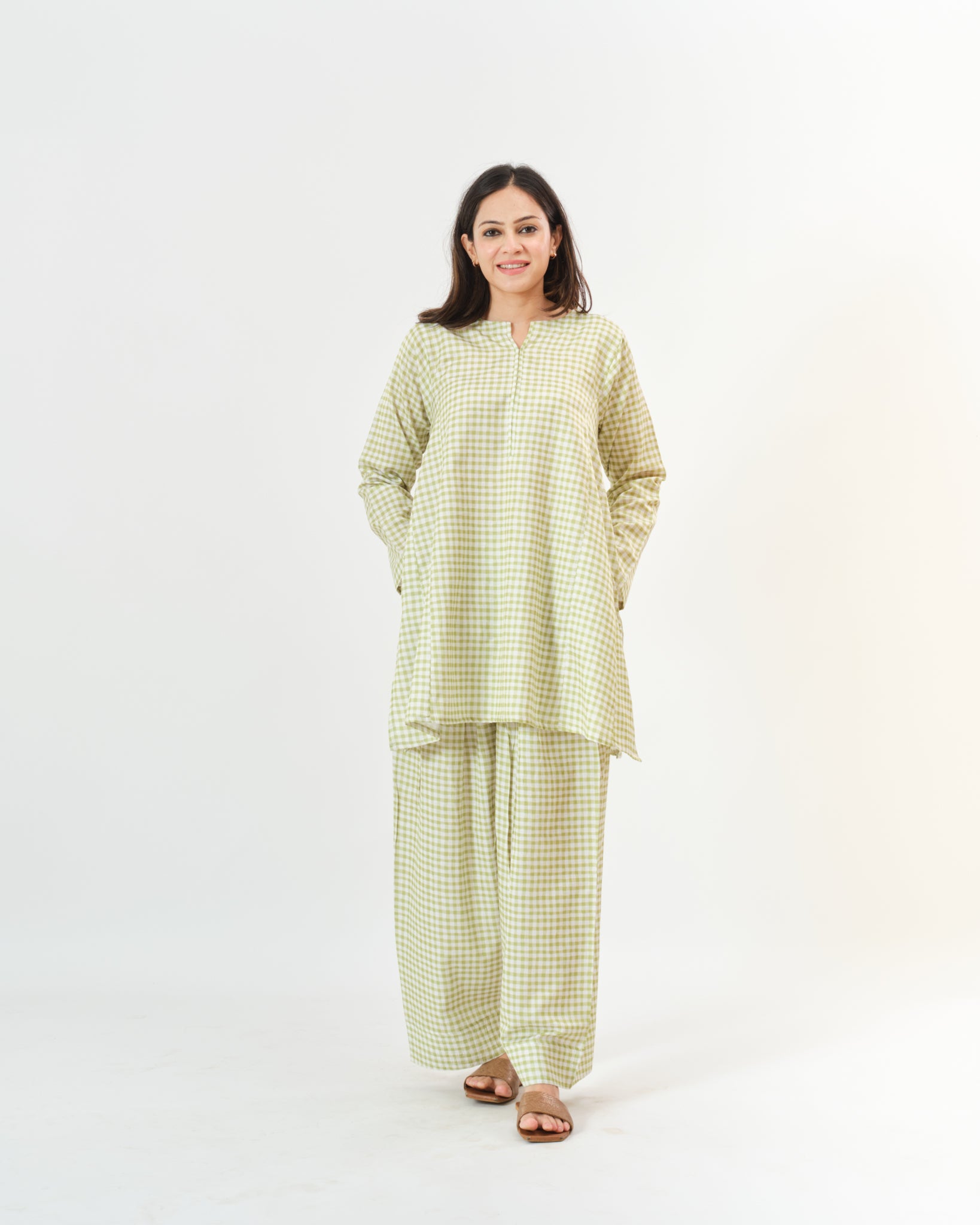 farzana β kurta & pants