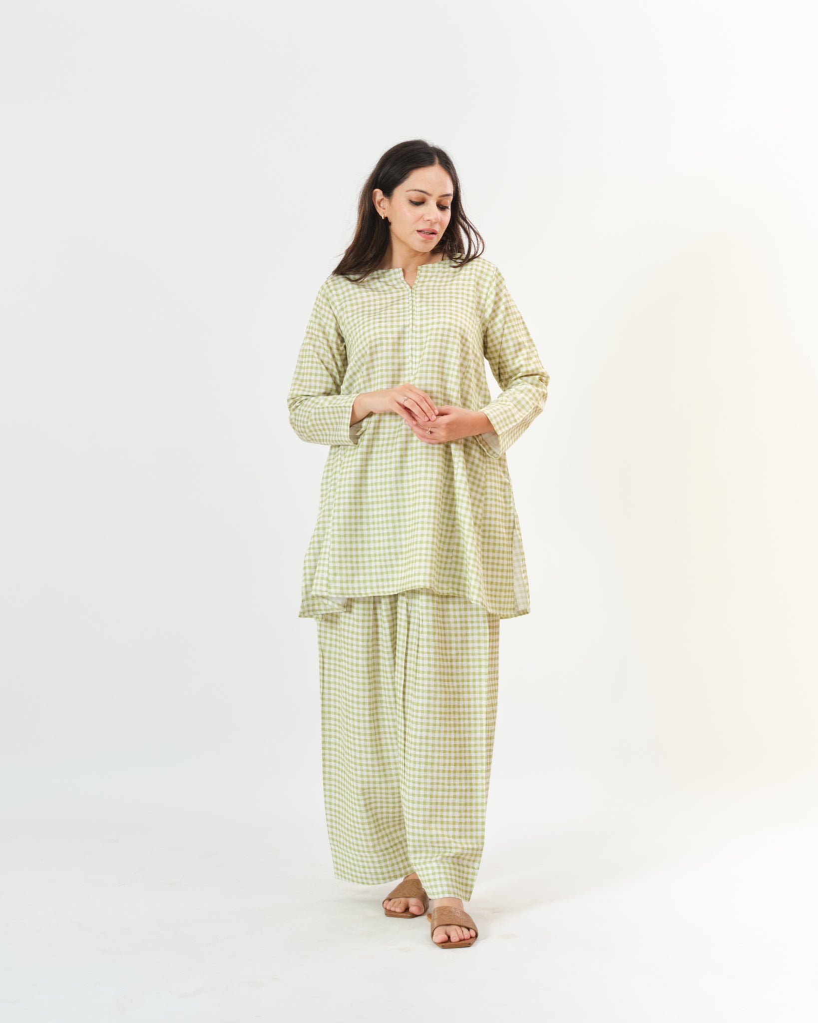 farzana β kurta & pants