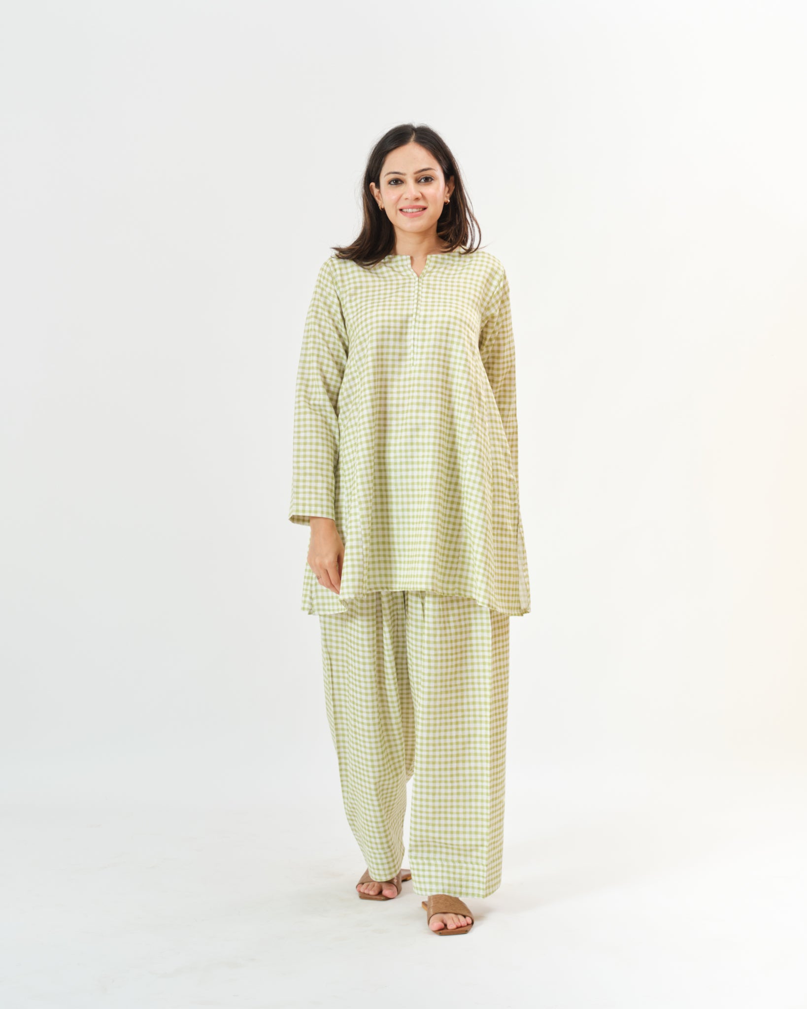 farzana β kurta & pants