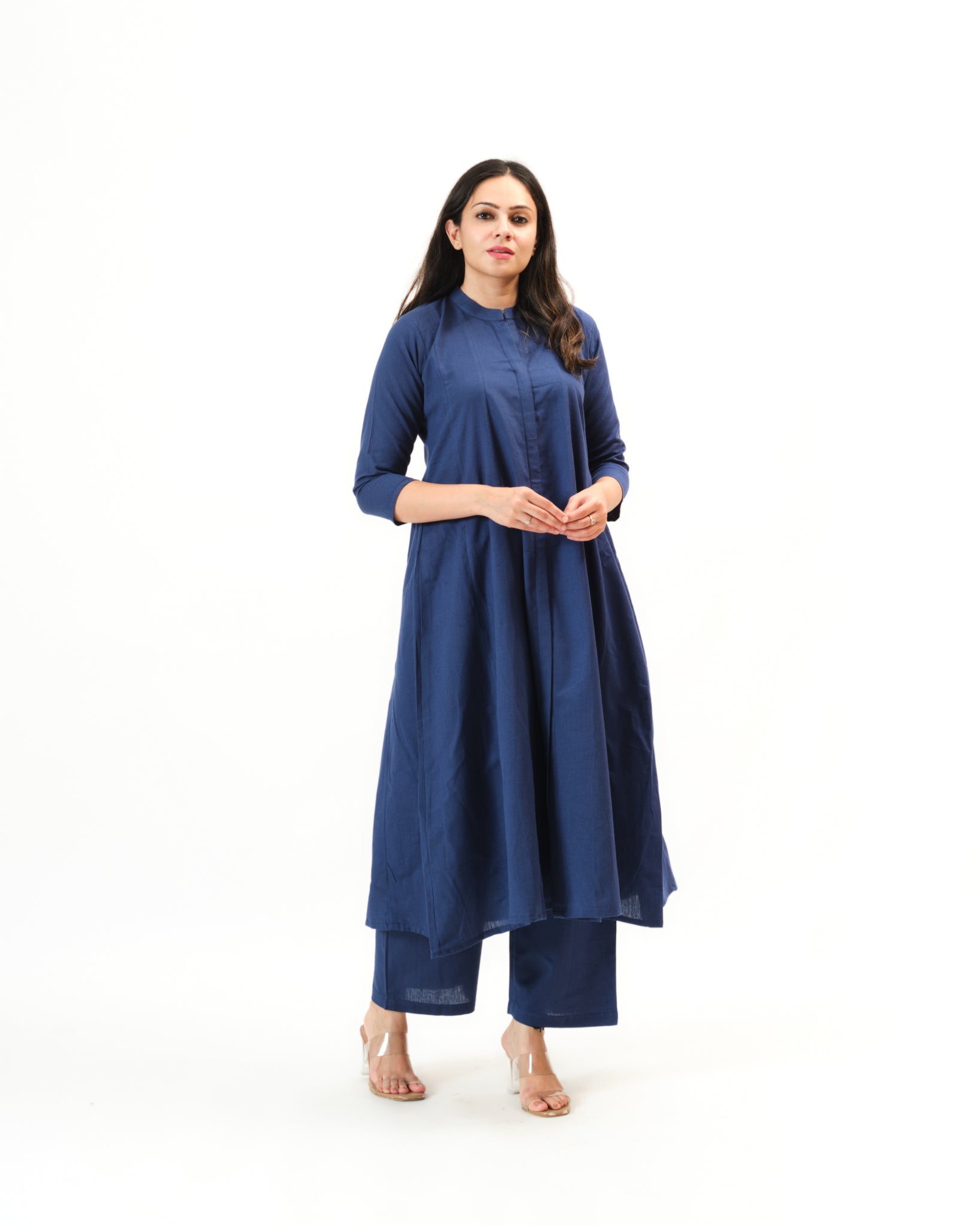 mrunalini β kurta & pants