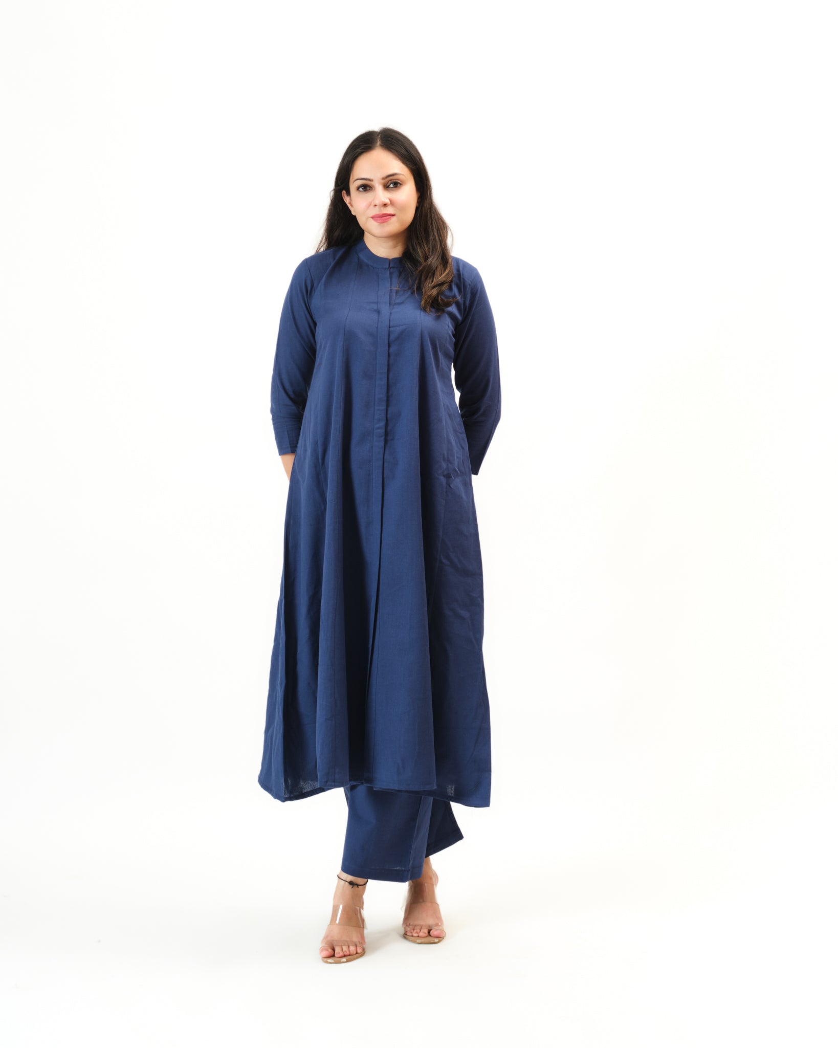 mrunalini β kurta & pants