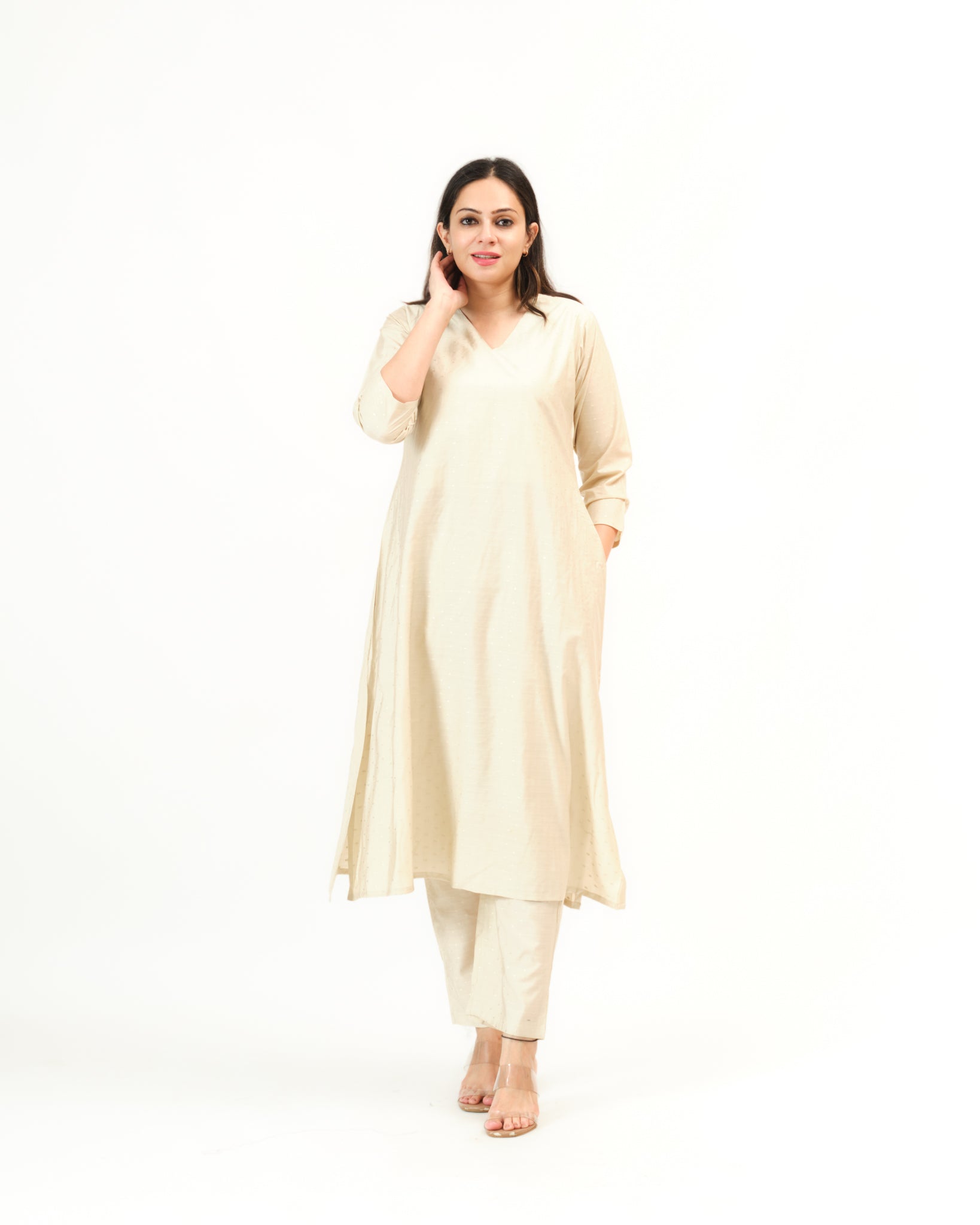 varija β kurta & pants