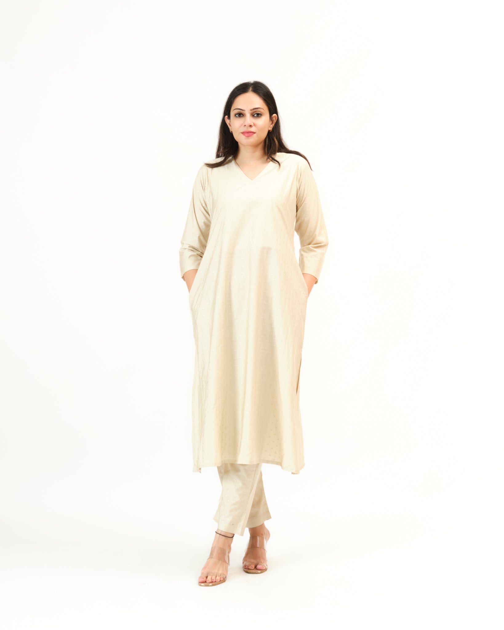 varija β kurta & pants