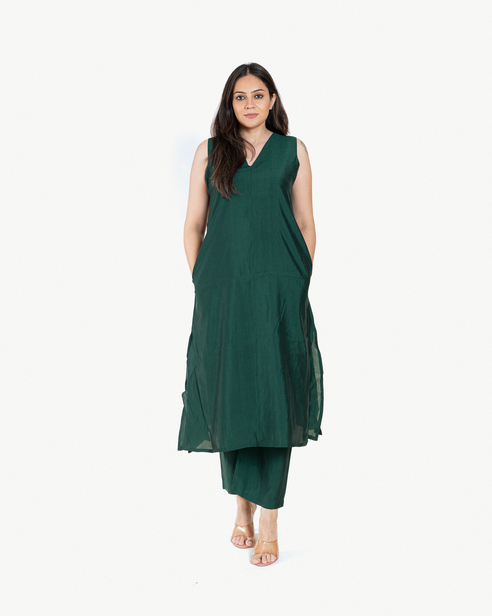 varn β kurta & pants
