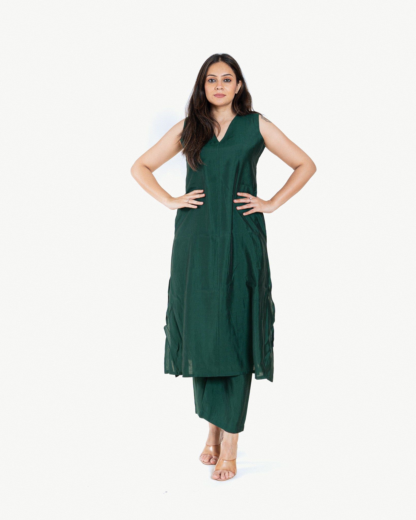varn β kurta & pants