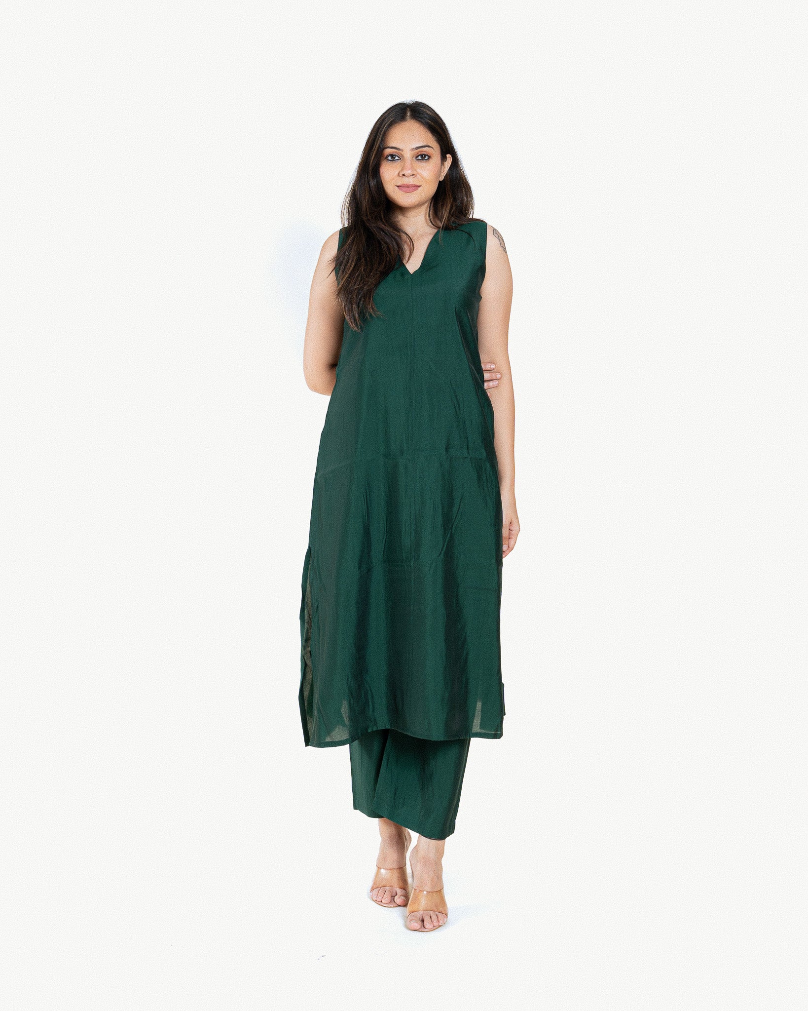 varn β kurta & pants