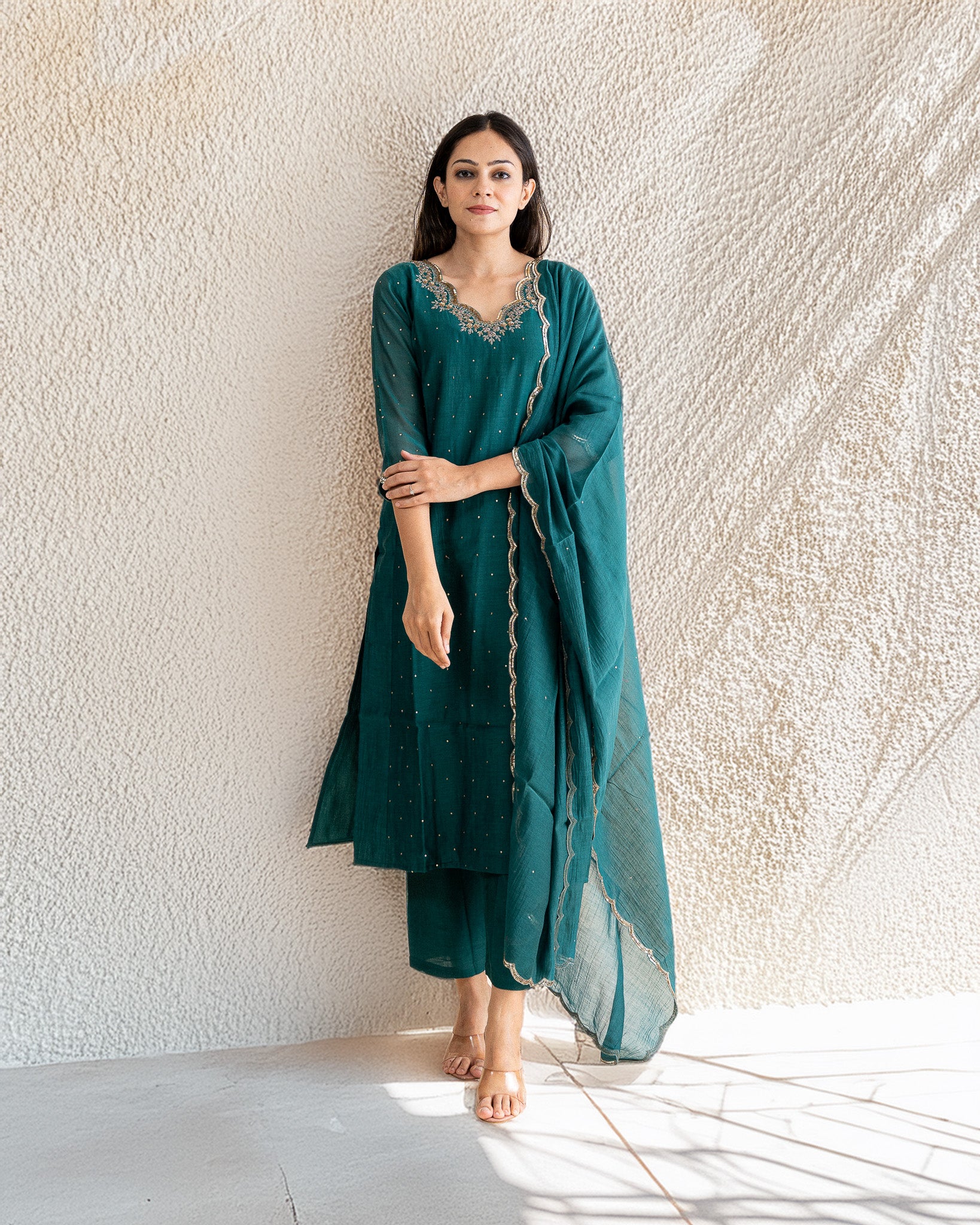 iqra β kurta, pants & dupatta