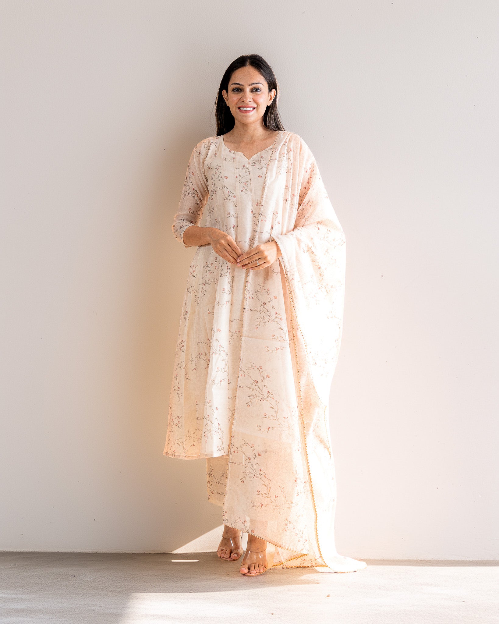 ganga β kurta, pants & dupatta