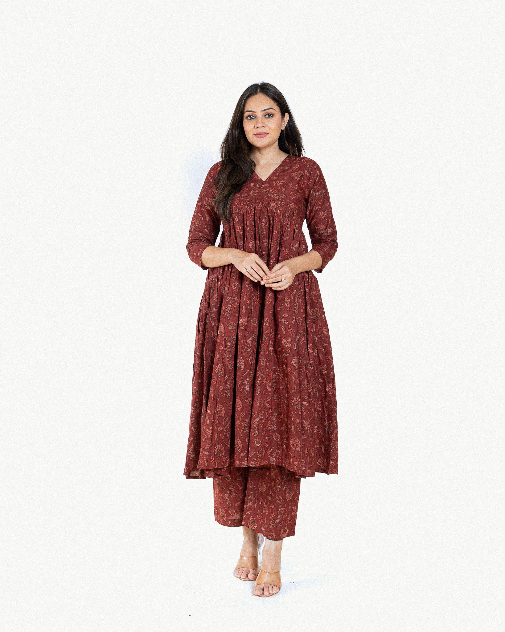 shia β kurta & pants