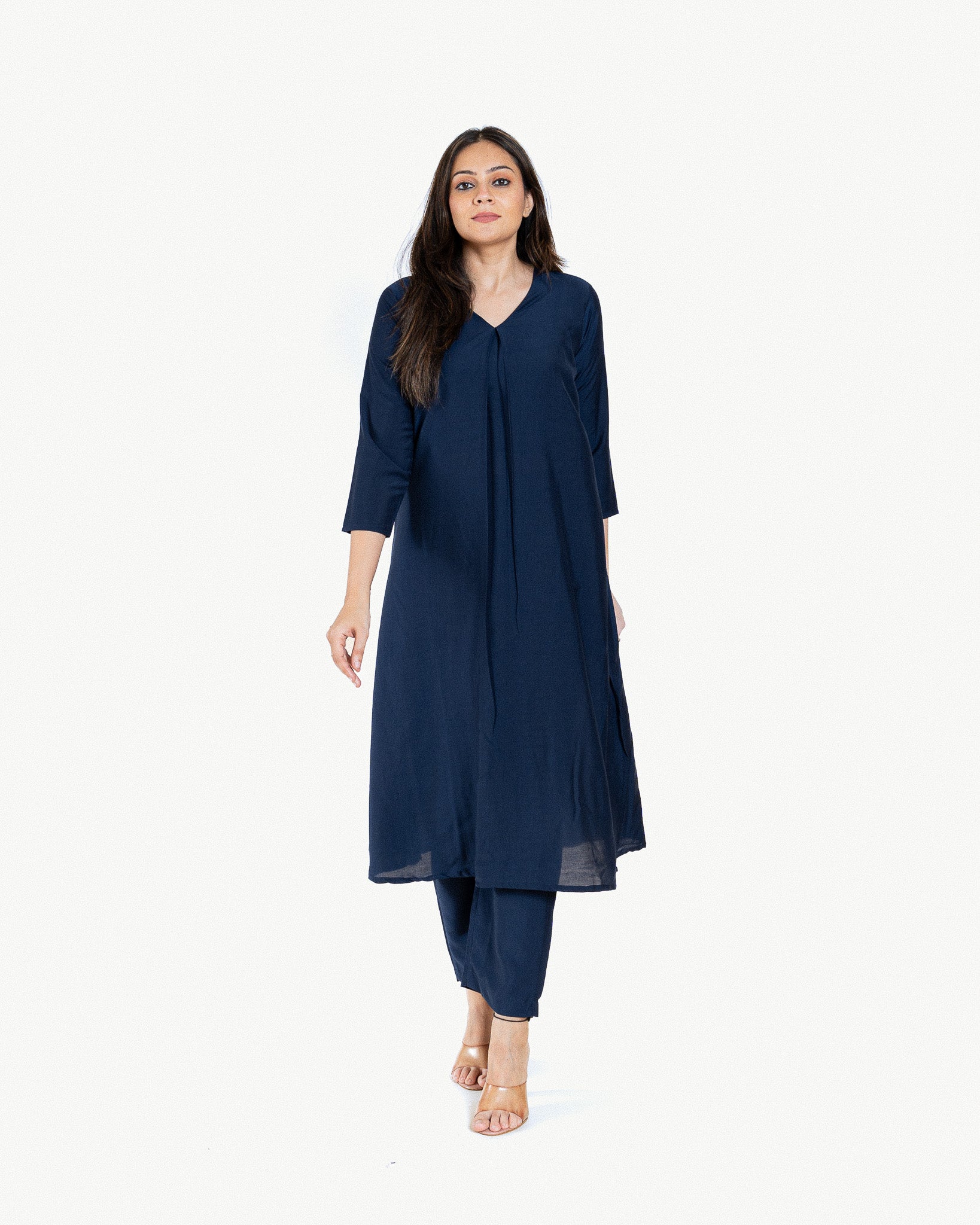 kaavish β kurta & pants