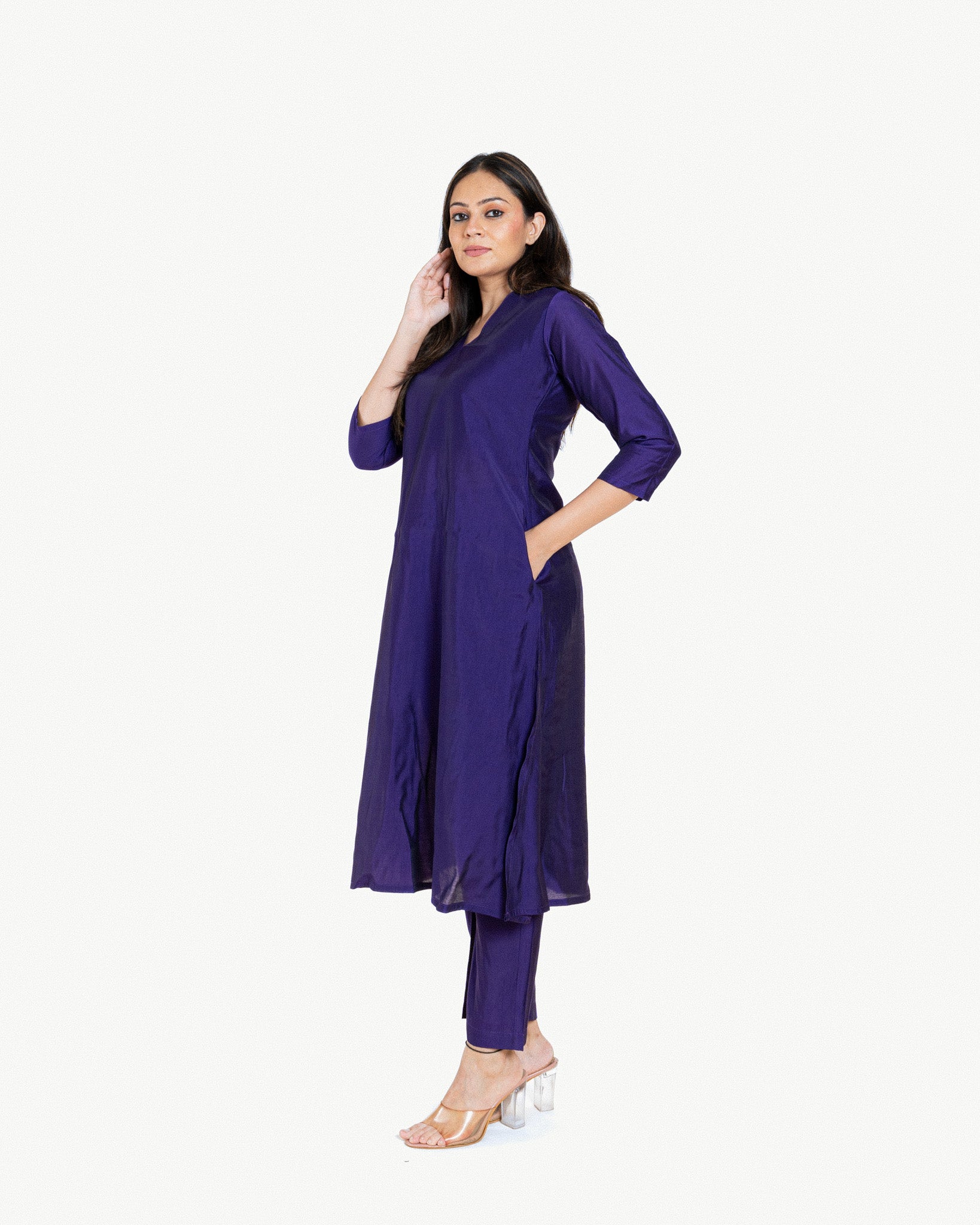 aura β kurta & pants