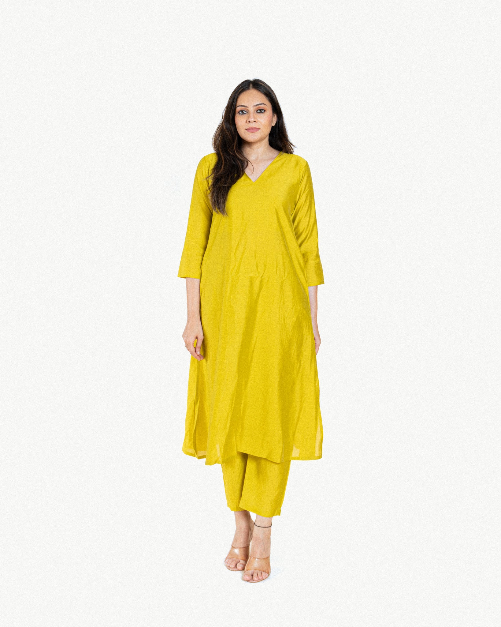 saga β kurta & pants