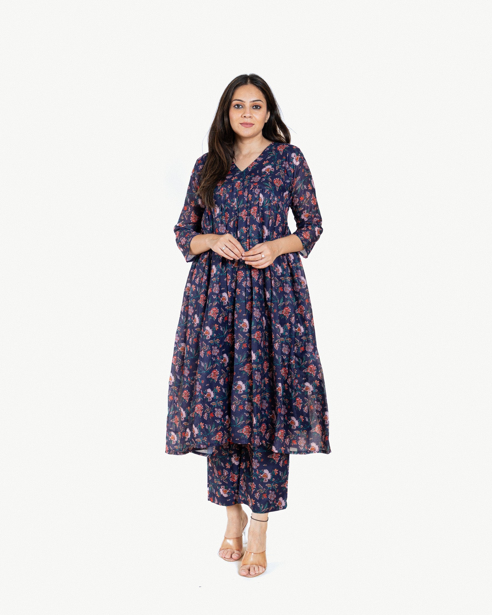 devi β kurta & pants