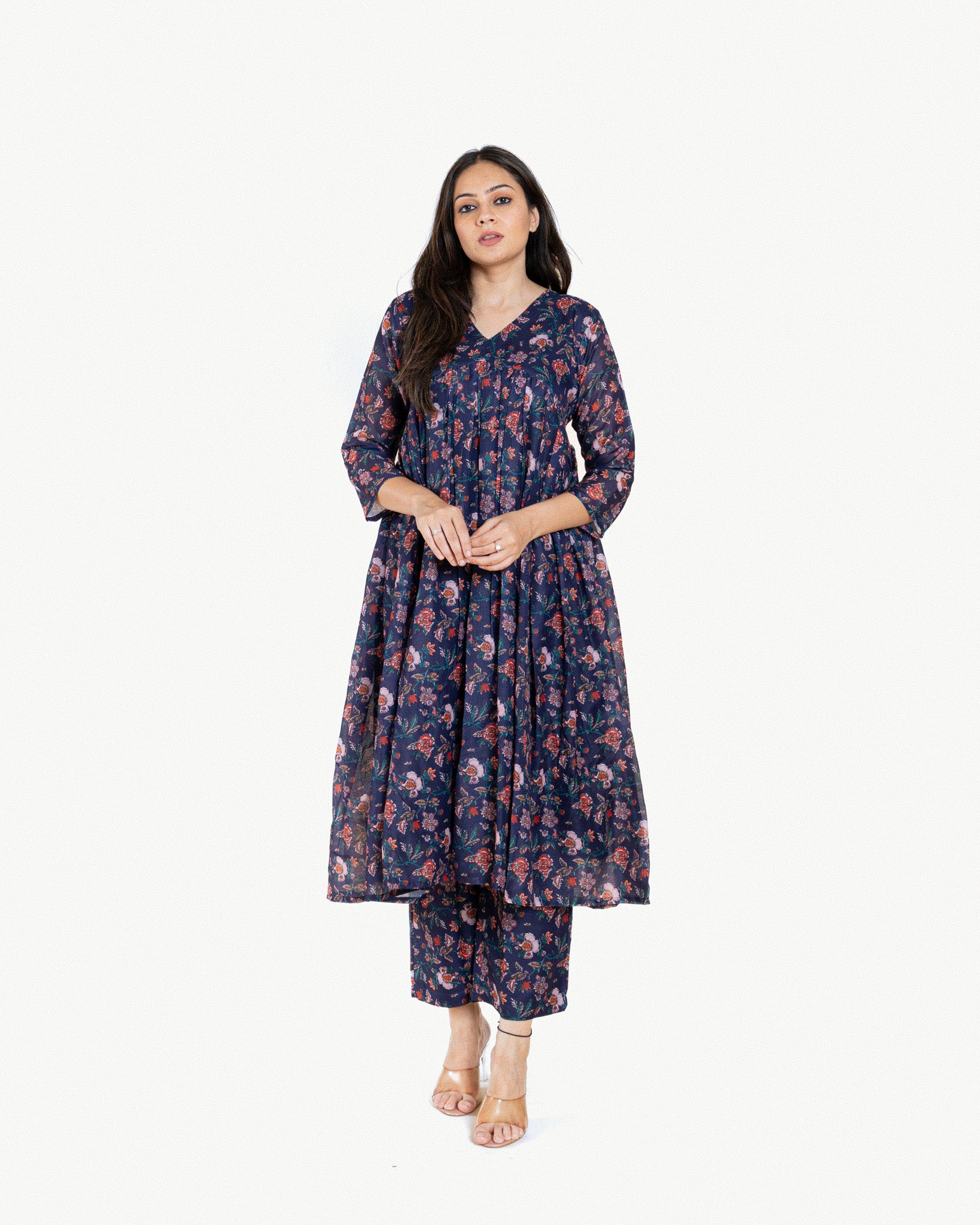 devi β kurta & pants